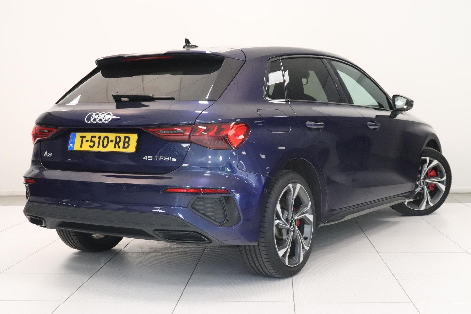 Audi A3 met kenteken T-510-RB – achteraanzicht