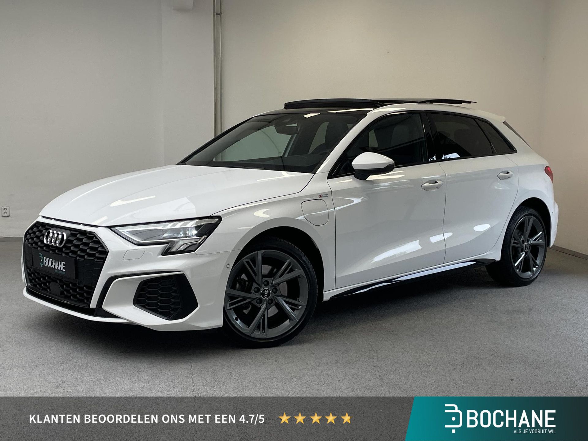 Audi A3 met kenteken X-768-FJ – vooraanzicht