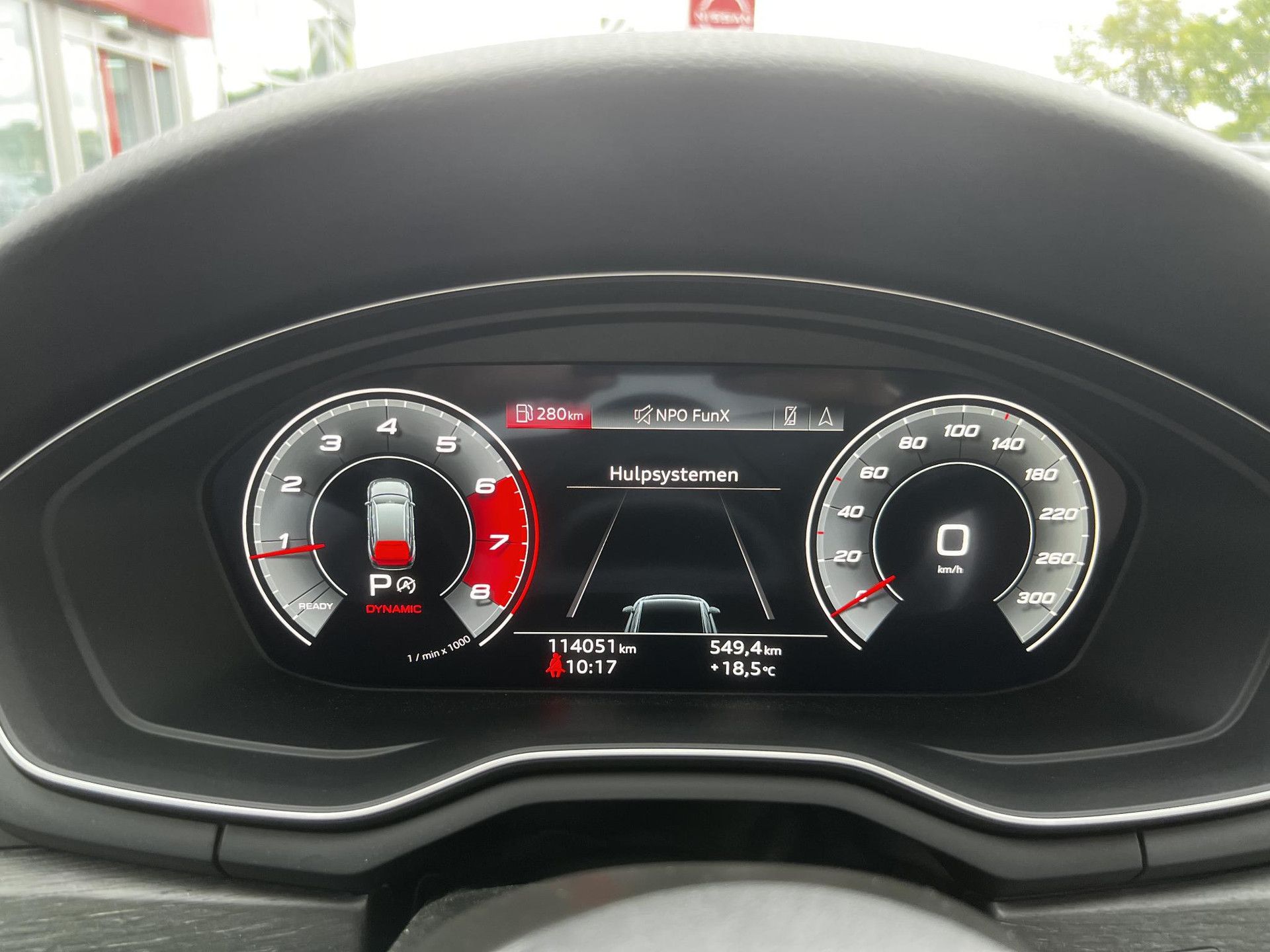 Audi A4 met kenteken K-184-TD – dashboard