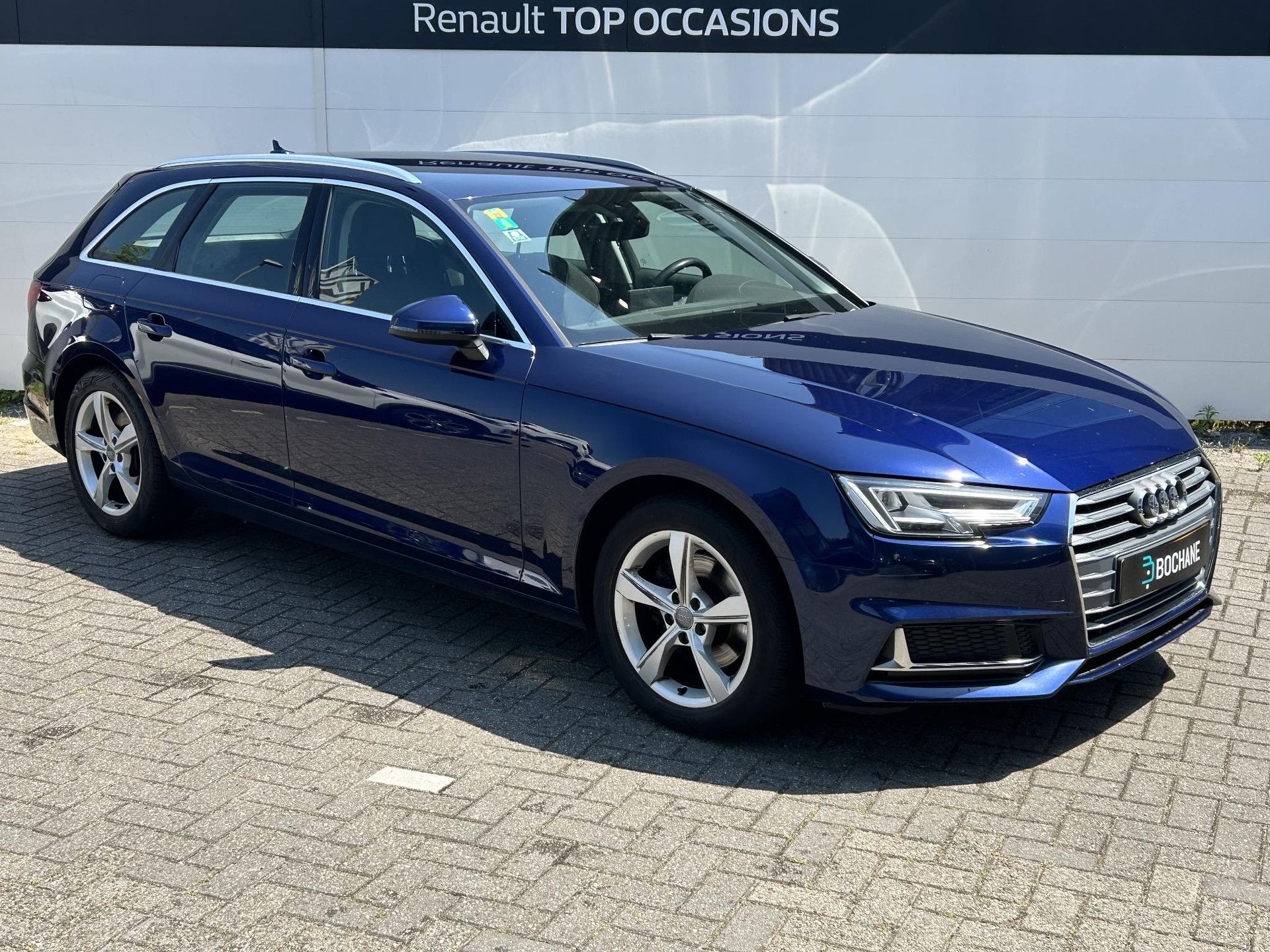 Audi A4 met kenteken ZN-361-T – dashboard