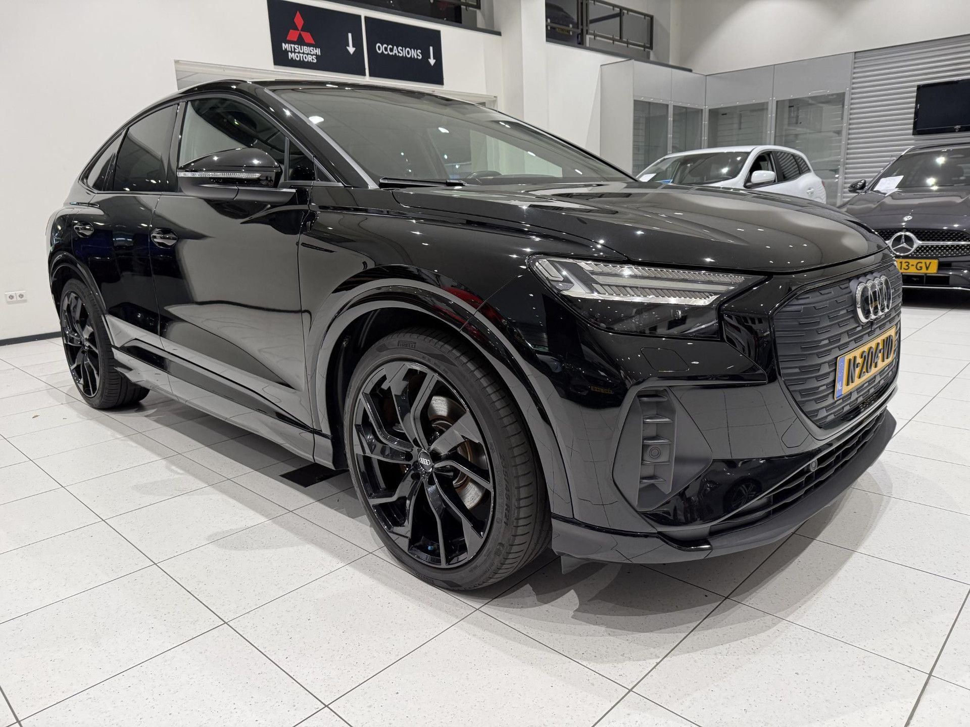 Audi Q4Sportbacke-tron met kenteken N-204-VD – dashboard