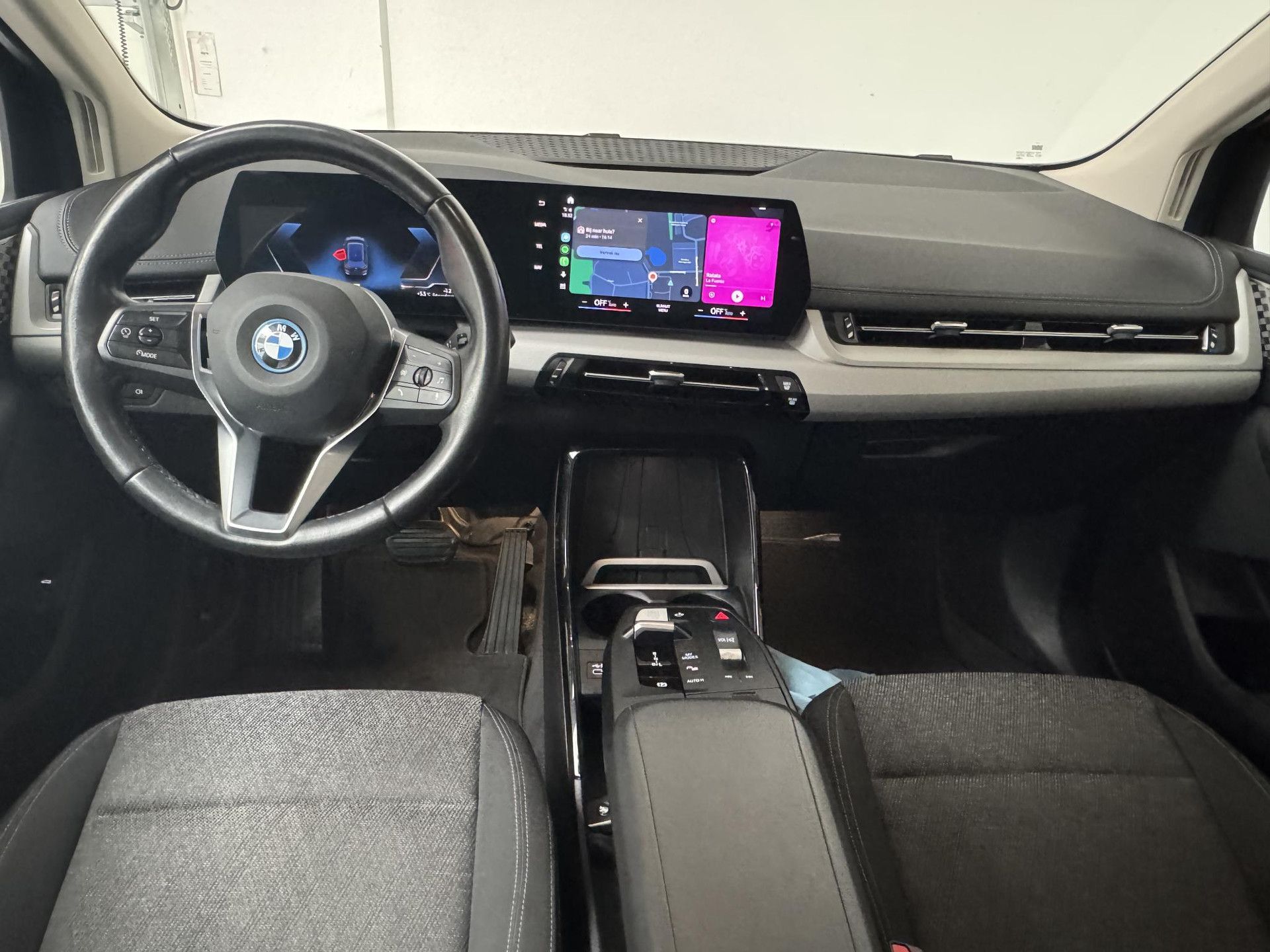 BMW 2-serie met kenteken JDR-09-T – detailfoto