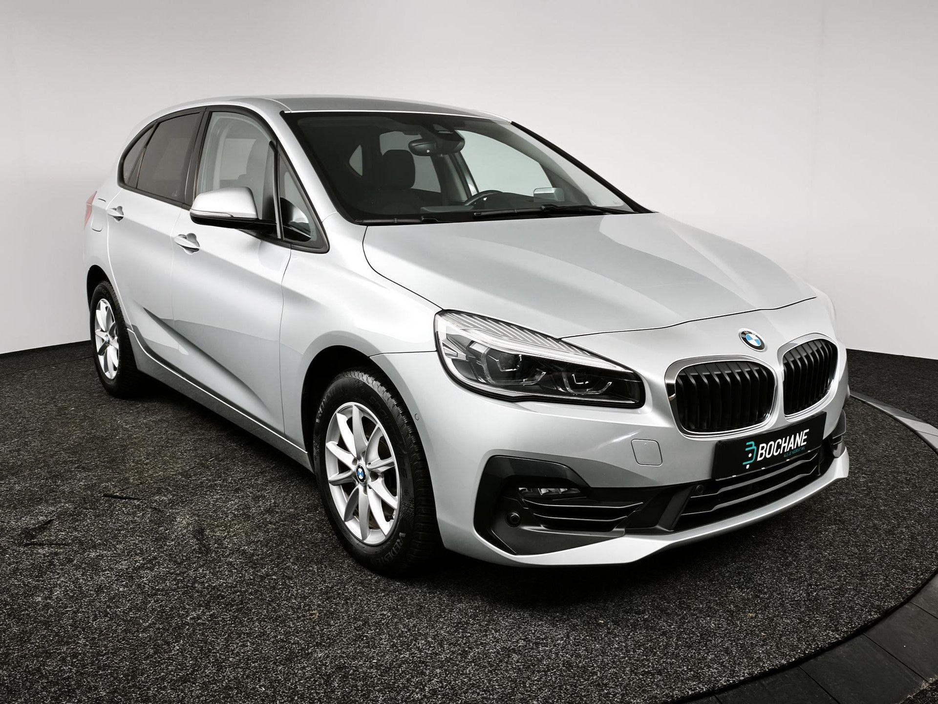 BMW 2-serie met kenteken XV-140-J – detailfoto