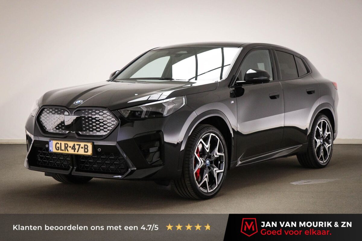 BMW iX2