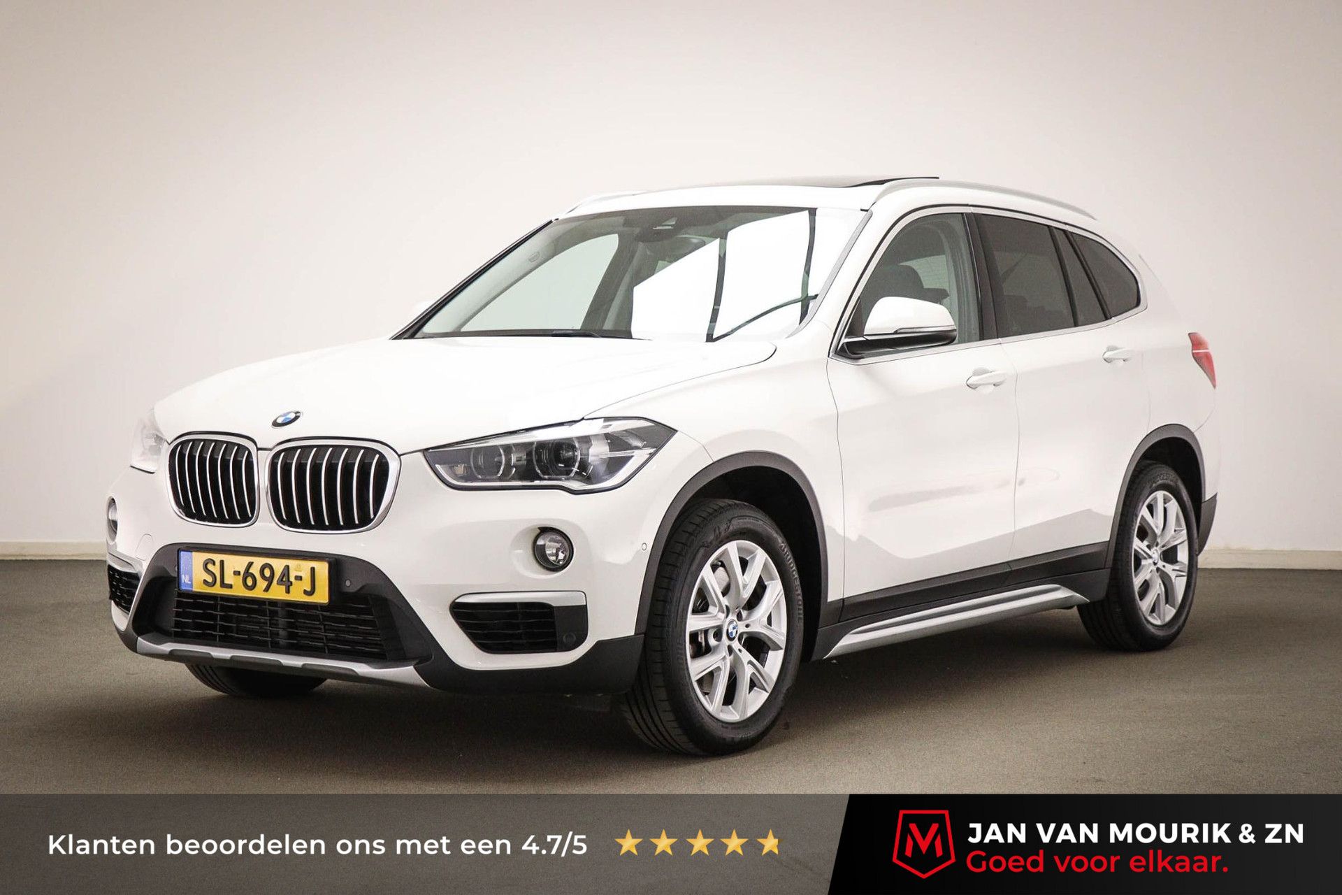 BMW X1 met kenteken SL-694-J – vooraanzicht