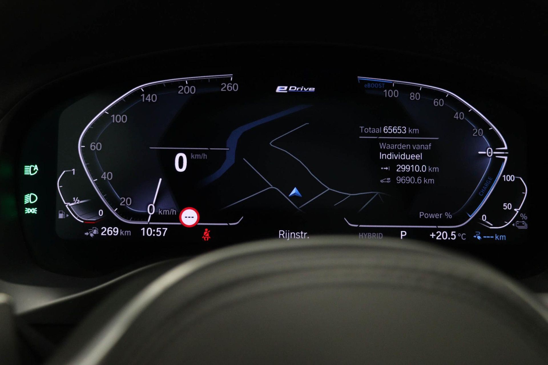 BMW X3 met kenteken X-018-RS – detailfoto