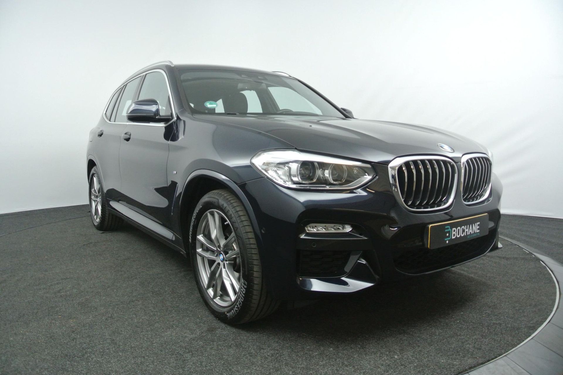 BMW X3 met kenteken XT-692-Z – detailfoto