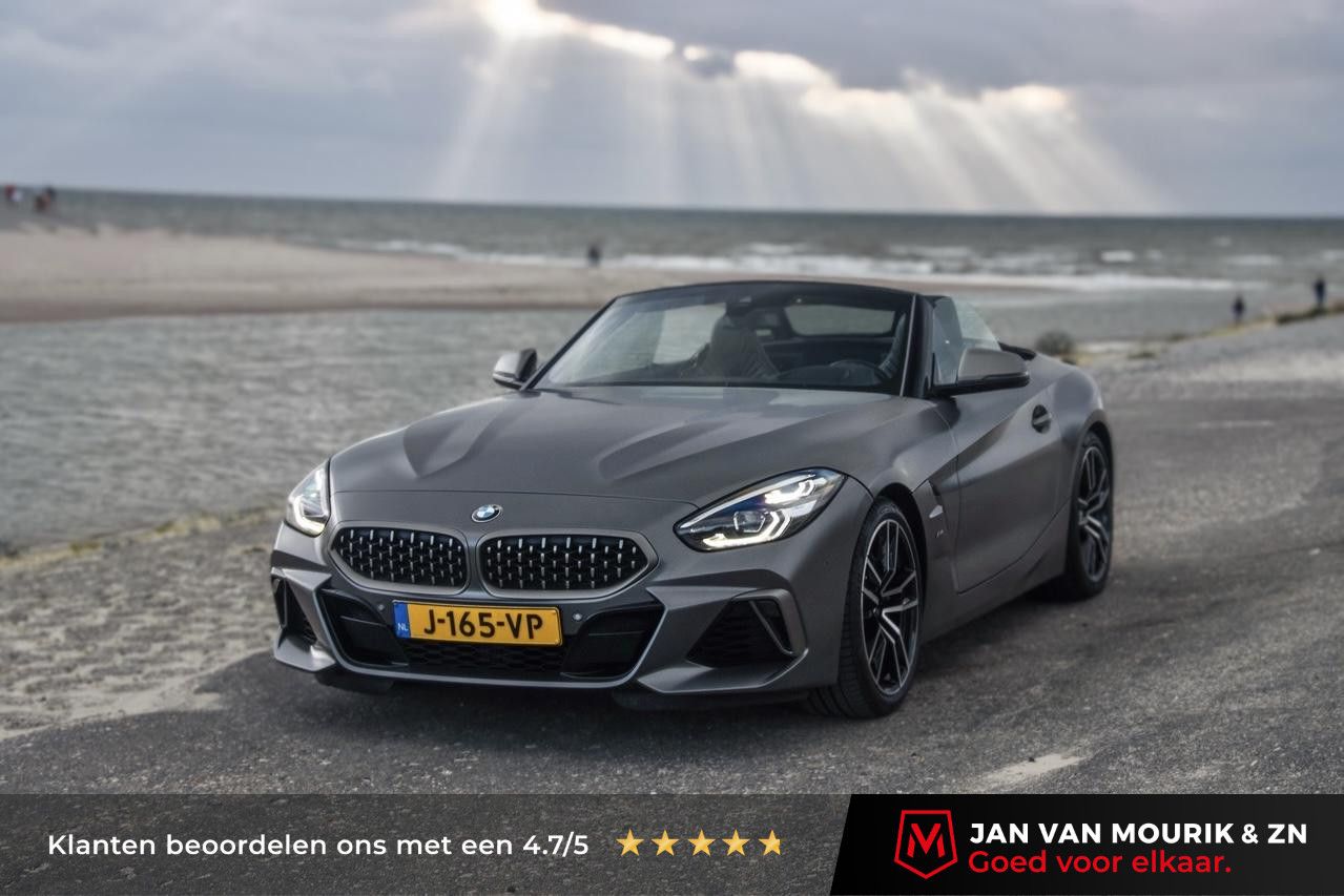 BMW Z4 met kenteken J-165-VP – vooraanzicht