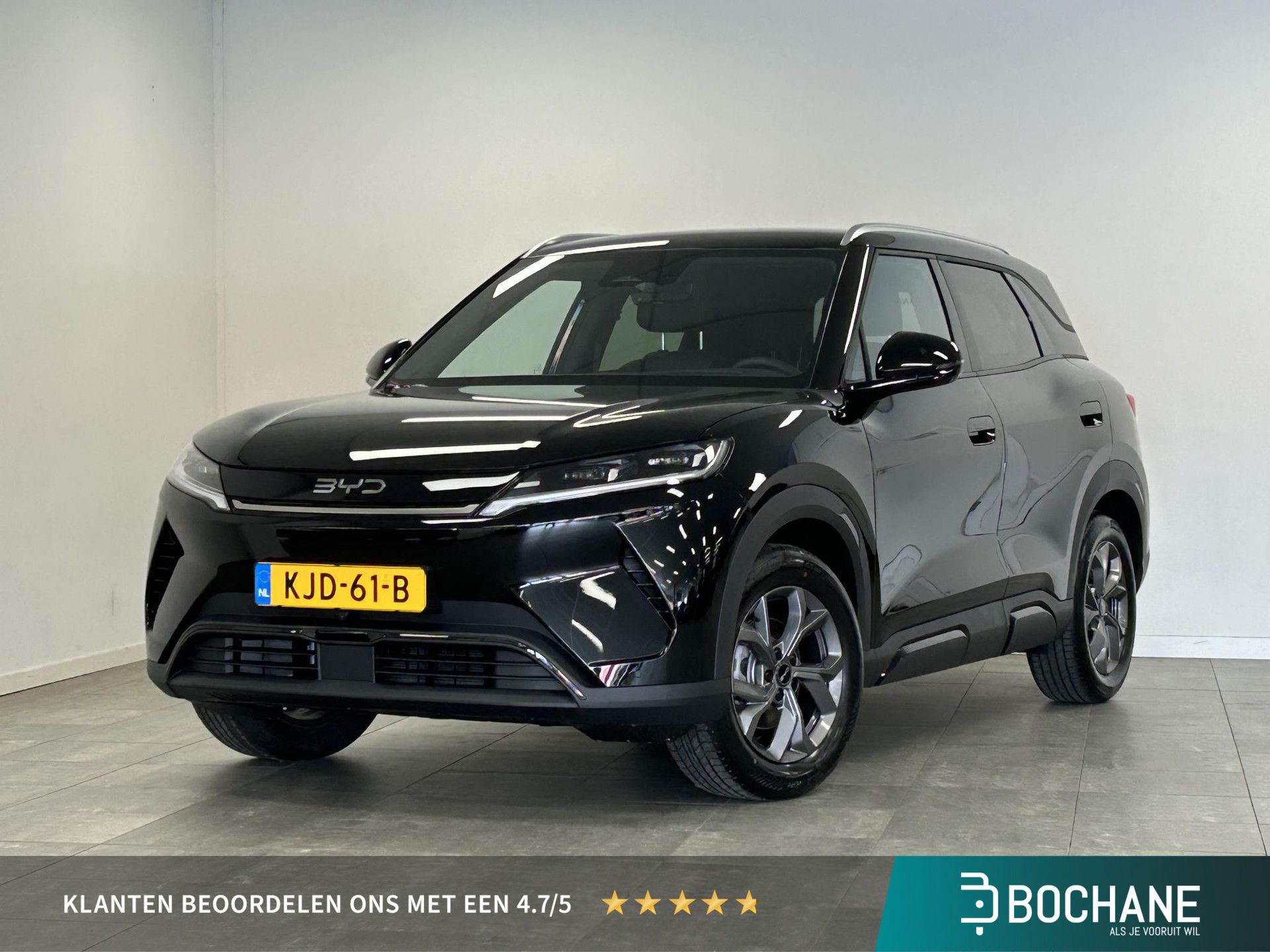 BYD ATTO2 met kenteken KJD-61-B – vooraanzicht