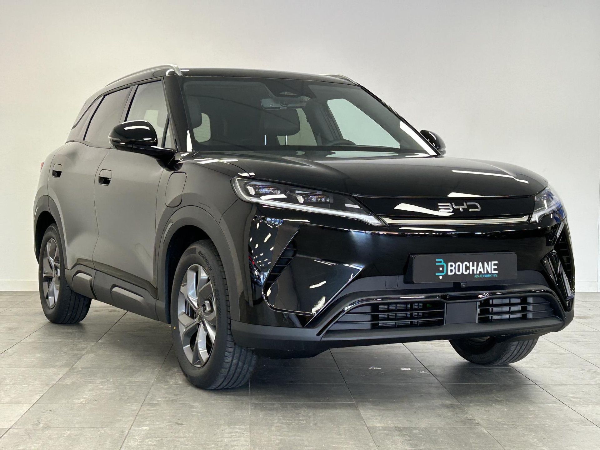 BYD ATTO2 met kenteken KJD-61-B – detailfoto