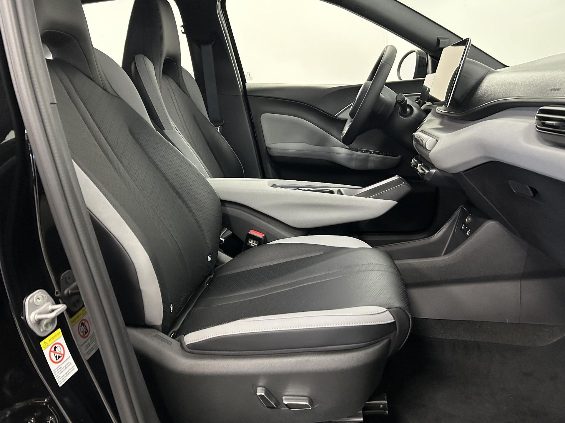 BYD DOLPHINSURF – interieur