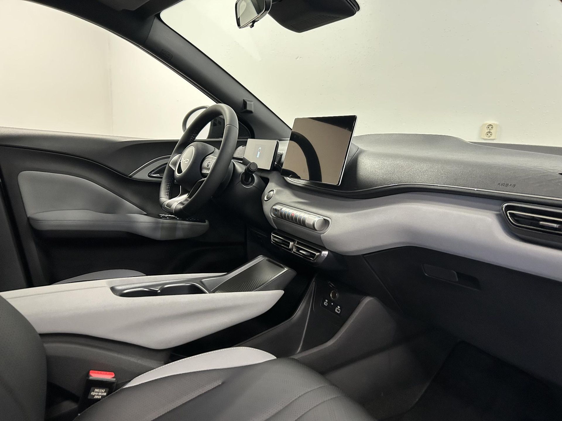 BYD DOLPHINSURF – dashboard