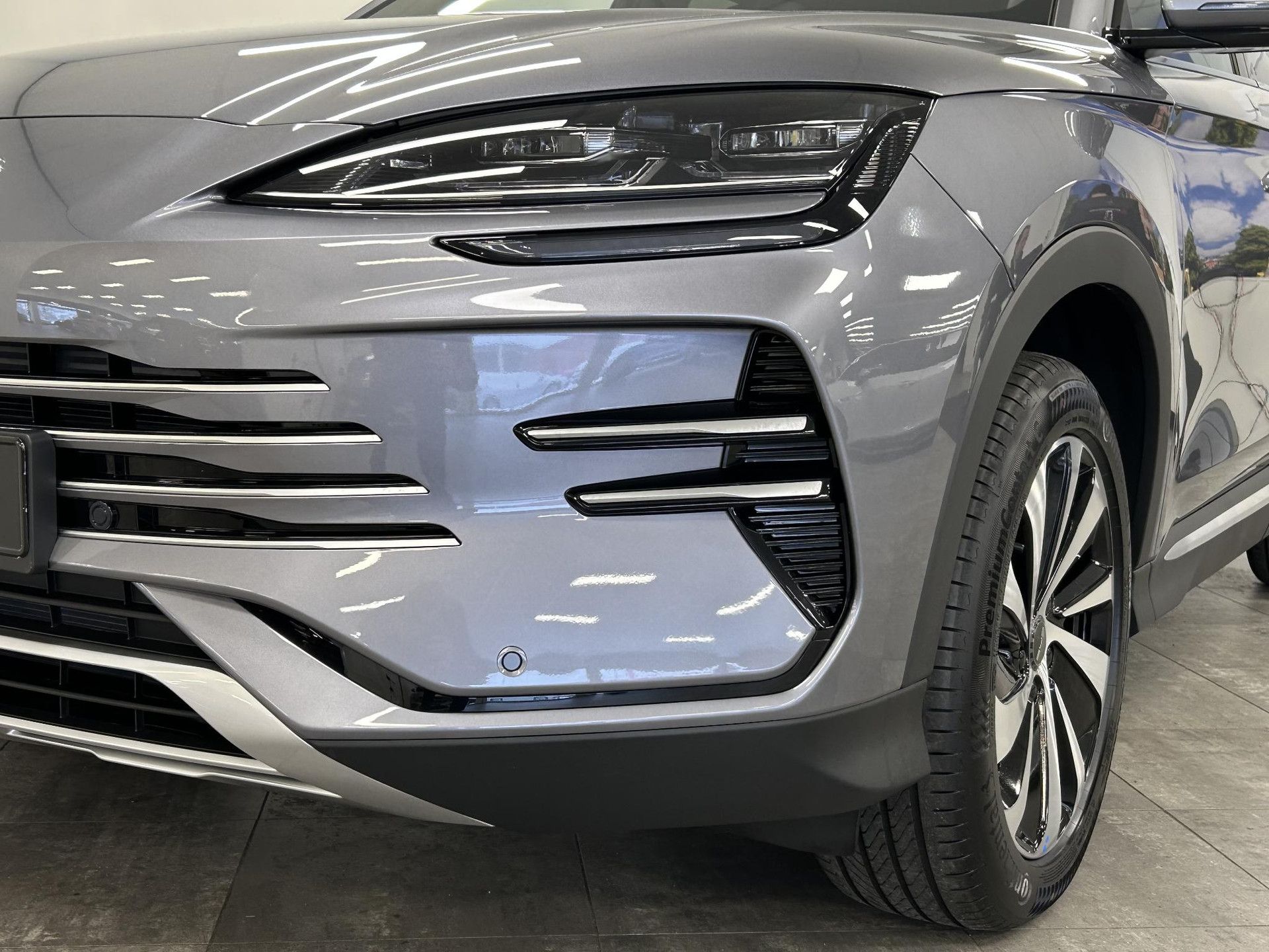 BYD SEALU met kenteken JLS-91-T – detailfoto