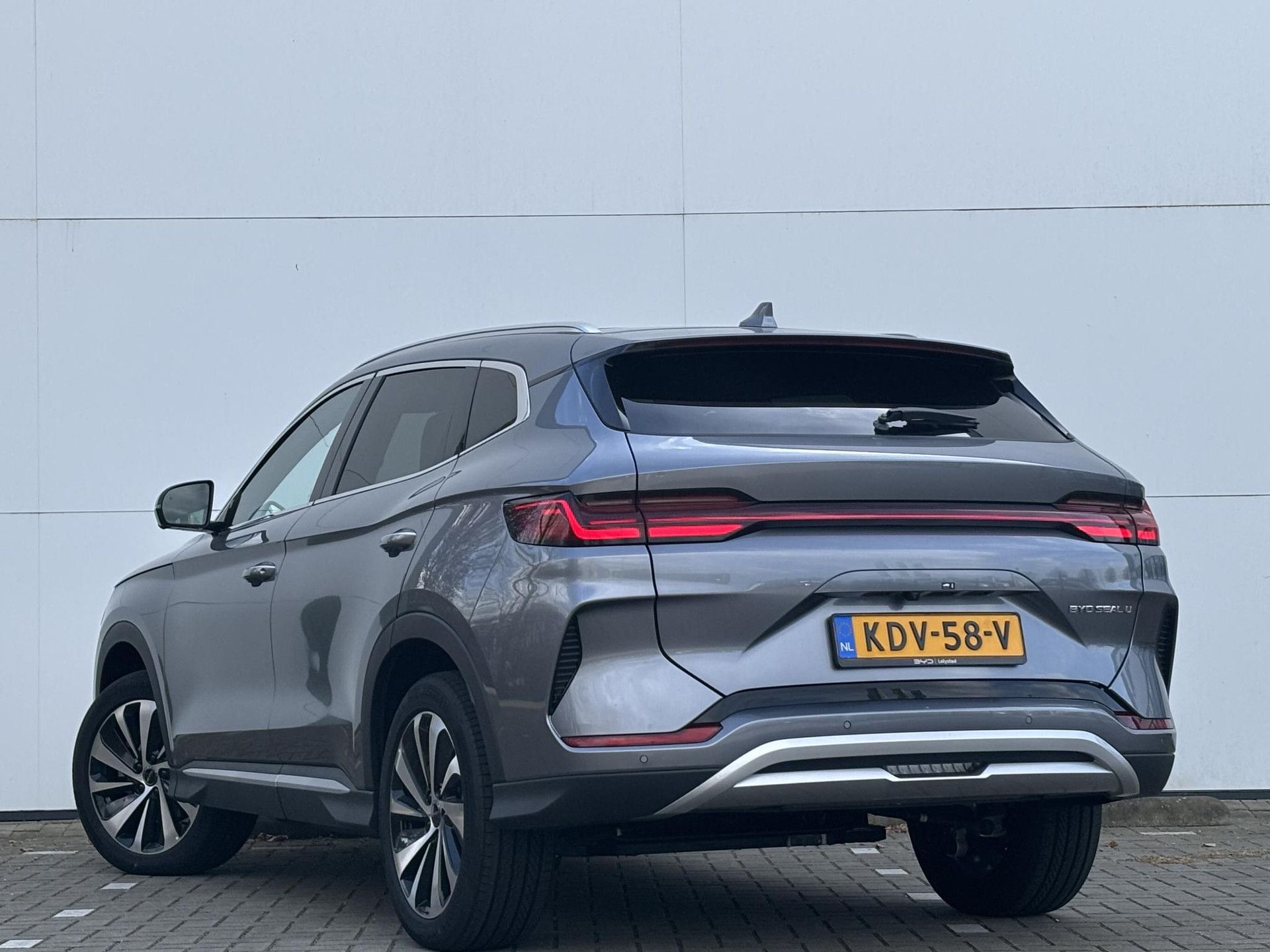 BYD SEALU met kenteken KDV-58-V – detailfoto