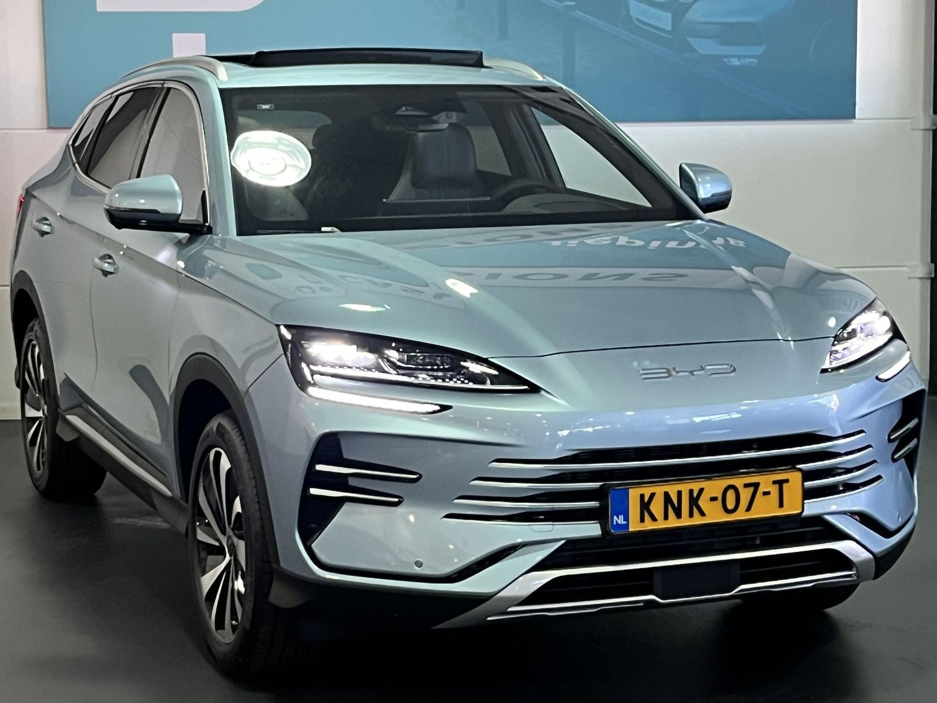BYD SEALU met kenteken KNK-07-T – detailfoto