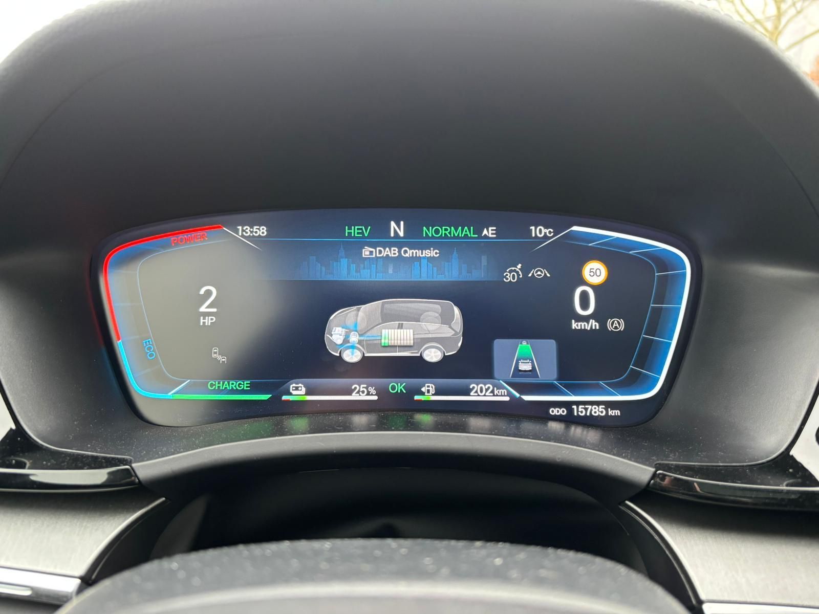 BYD SEALU met kenteken KNT-44-F – dashboard