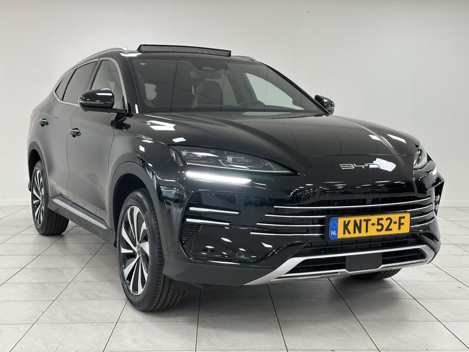 BYD SEALU met kenteken KNT-52-F – detailfoto