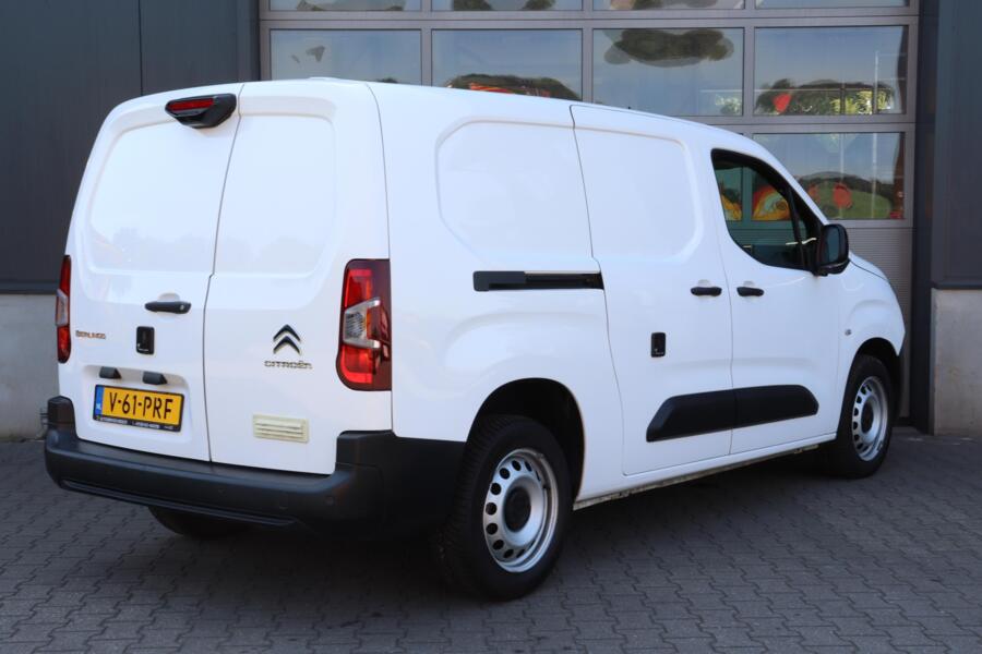 Citroën Berlingo met kenteken V-61-PRF – interieur