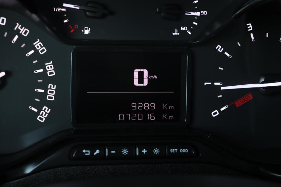 Citroën Berlingo met kenteken VLL-38-F – dashboard