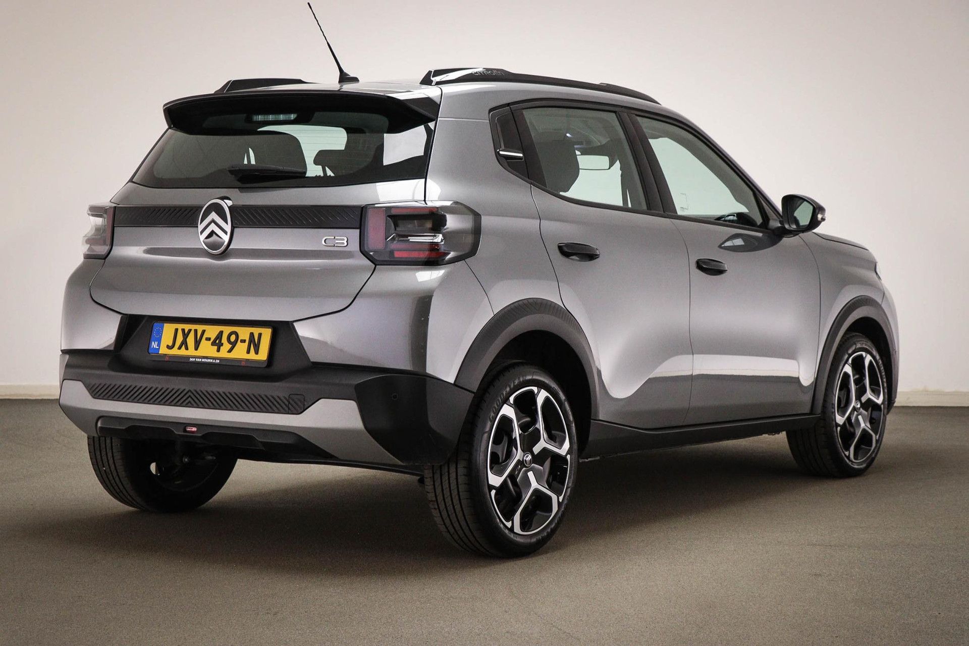 Citroën C3 met kenteken JXV-49-N – achteraanzicht