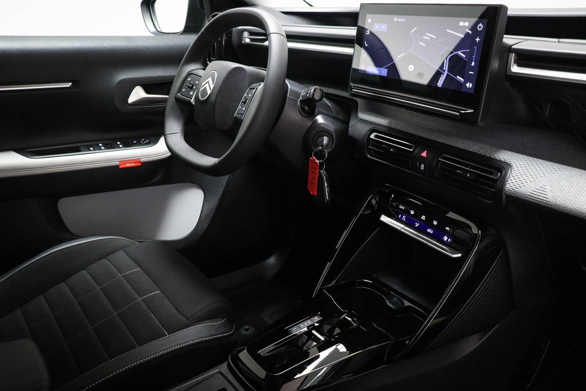 Citroën ë-C3 met kenteken KKH-28-J – interieur