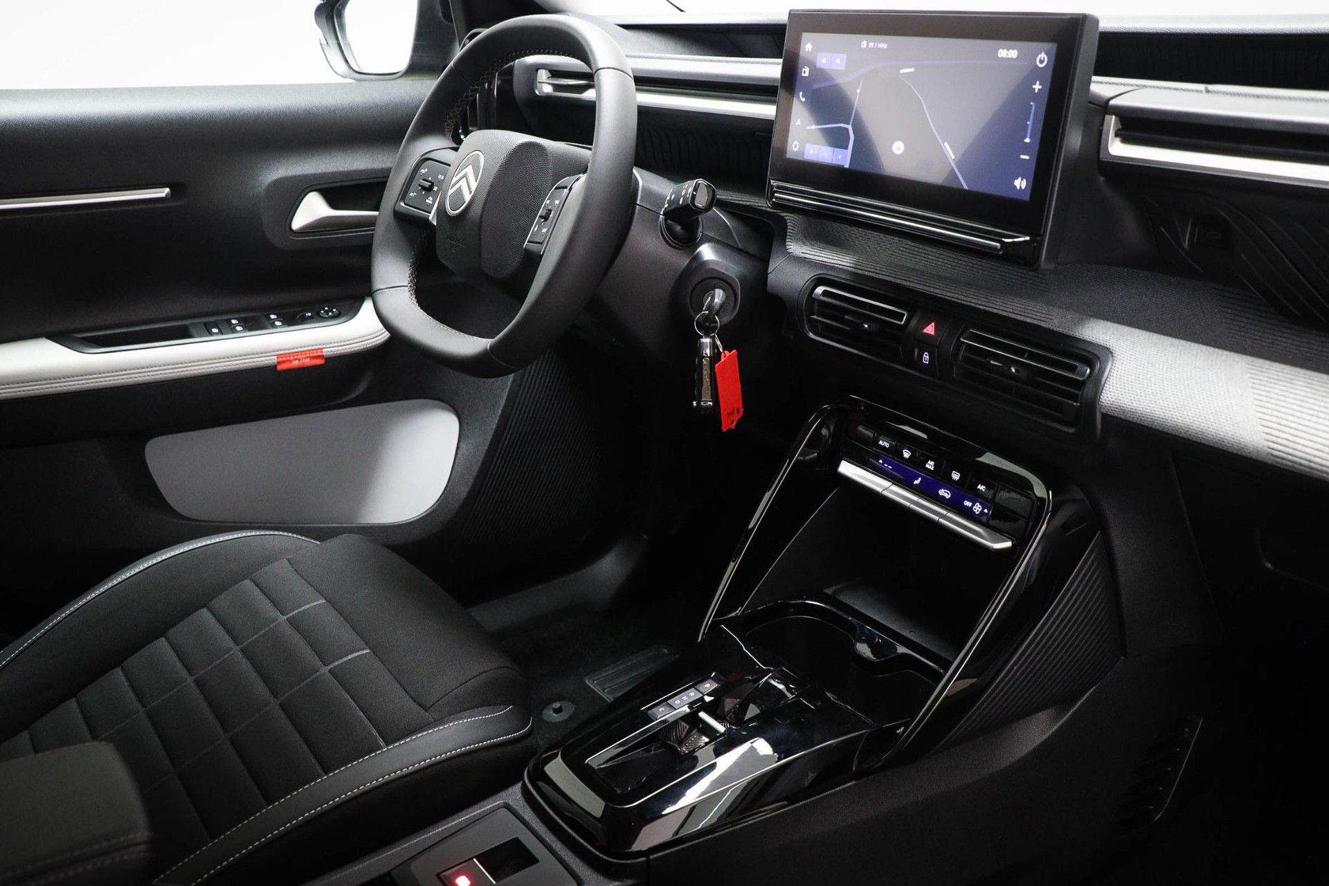 Citroën ë-C3 met kenteken KLB-73-J – interieur
