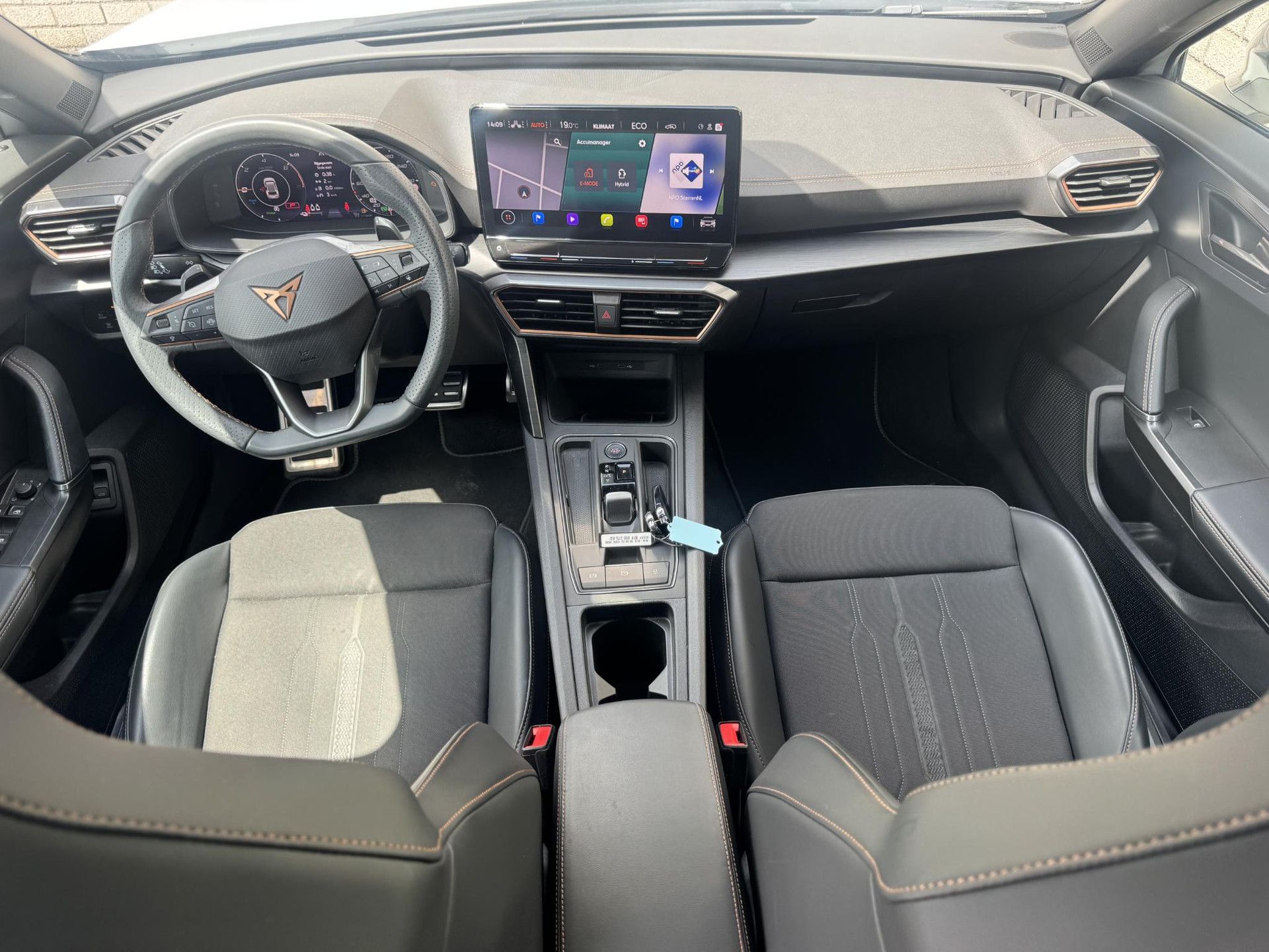 CUPRA Formentor met kenteken HLH-39-Z – interieur