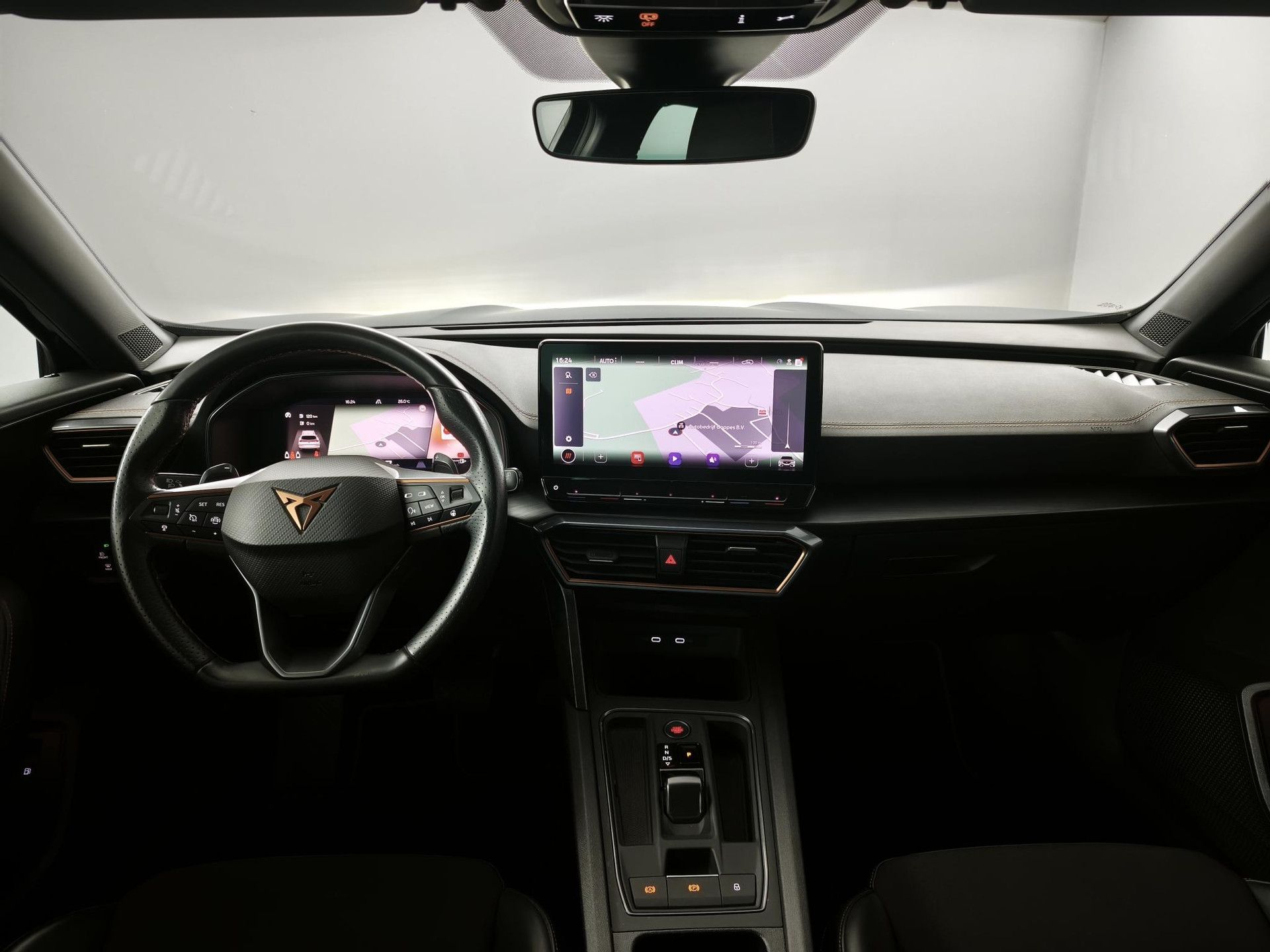 CUPRA Formentor met kenteken KJX-39-G – interieur