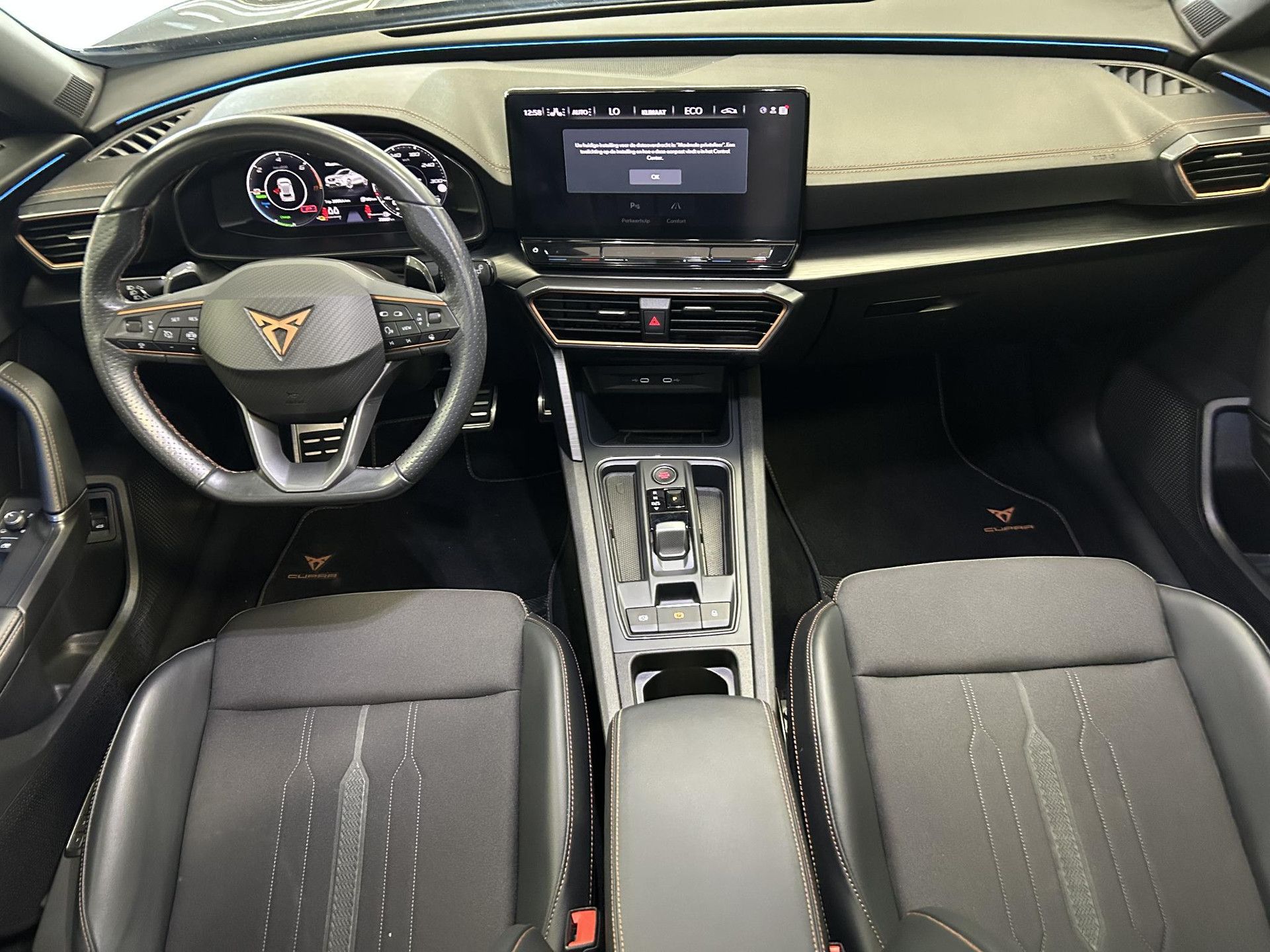 CUPRA Formentor met kenteken Z-403-RD – interieur