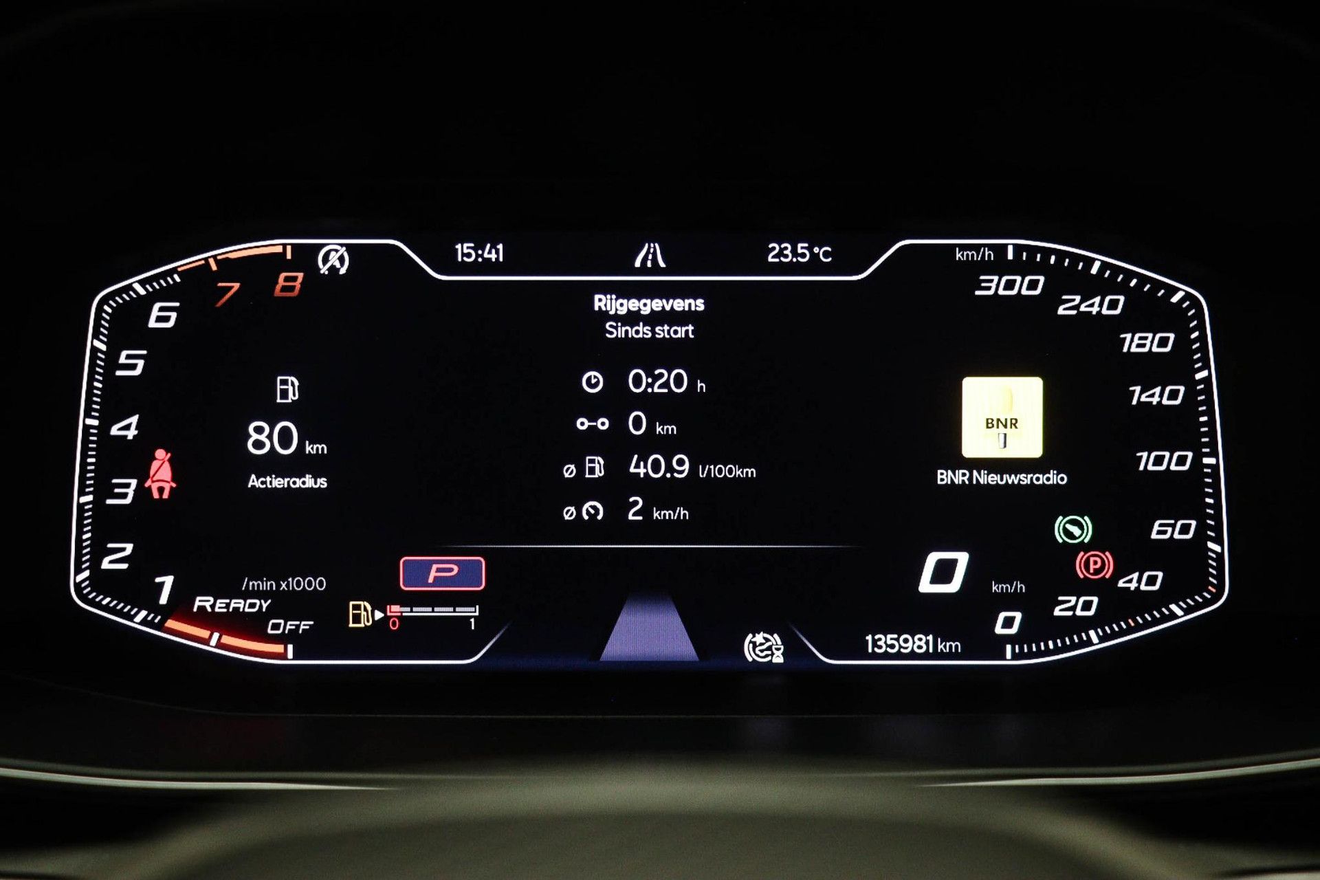 CUPRA Formentor met kenteken Z-835-LR – dashboard