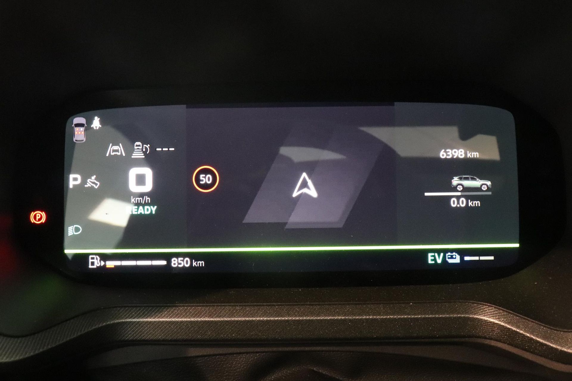 Dacia Bigster met kenteken JXB-04-K – dashboard
