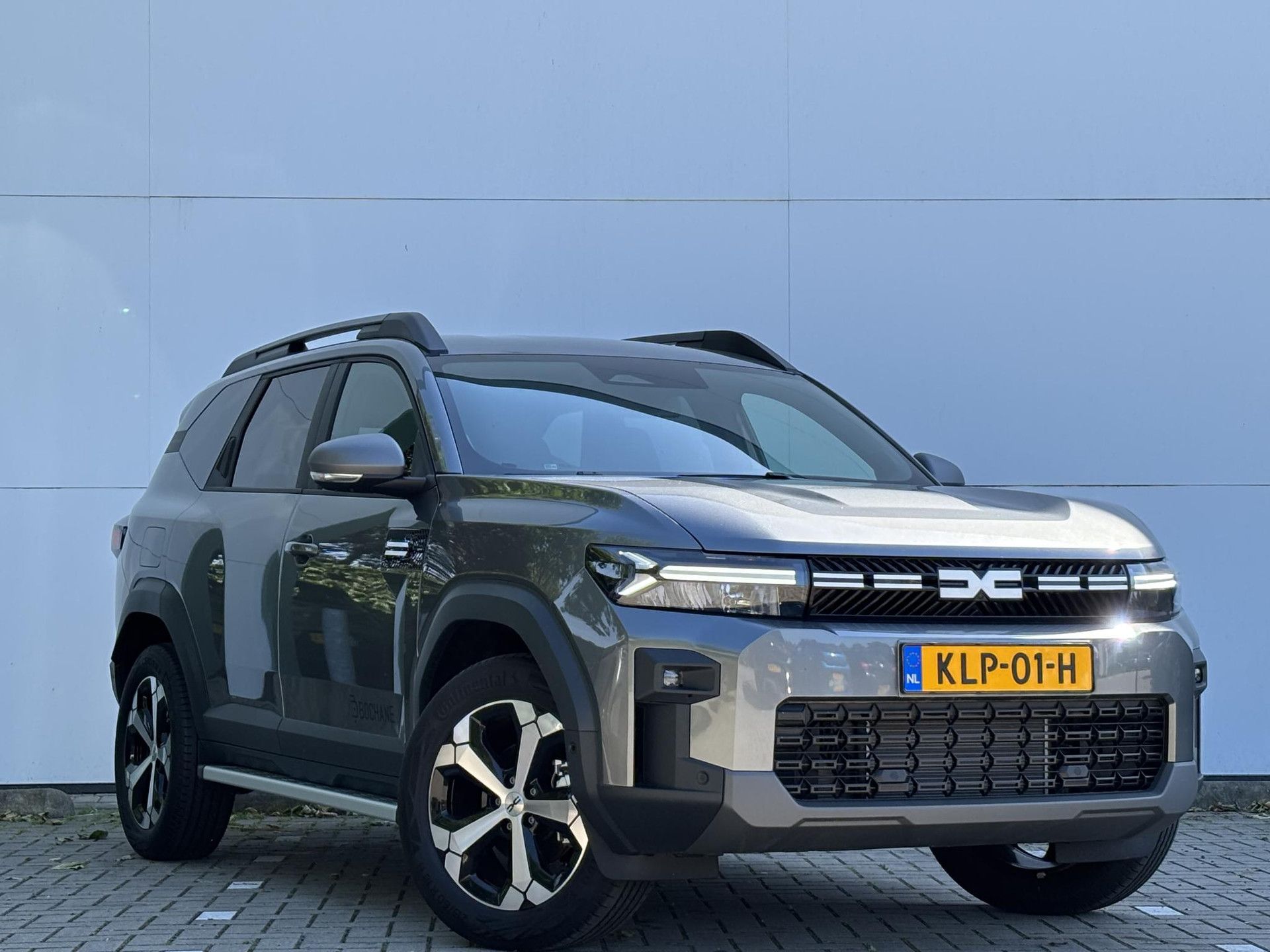 Dacia Bigster met kenteken KLP-01-H – detailfoto