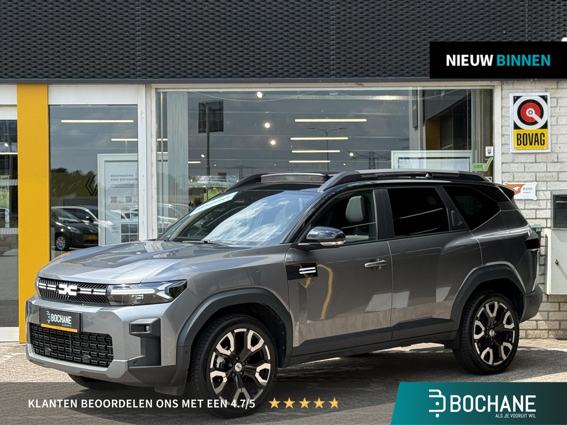 Dacia Bigster met kenteken KNB-87-Z – vooraanzicht