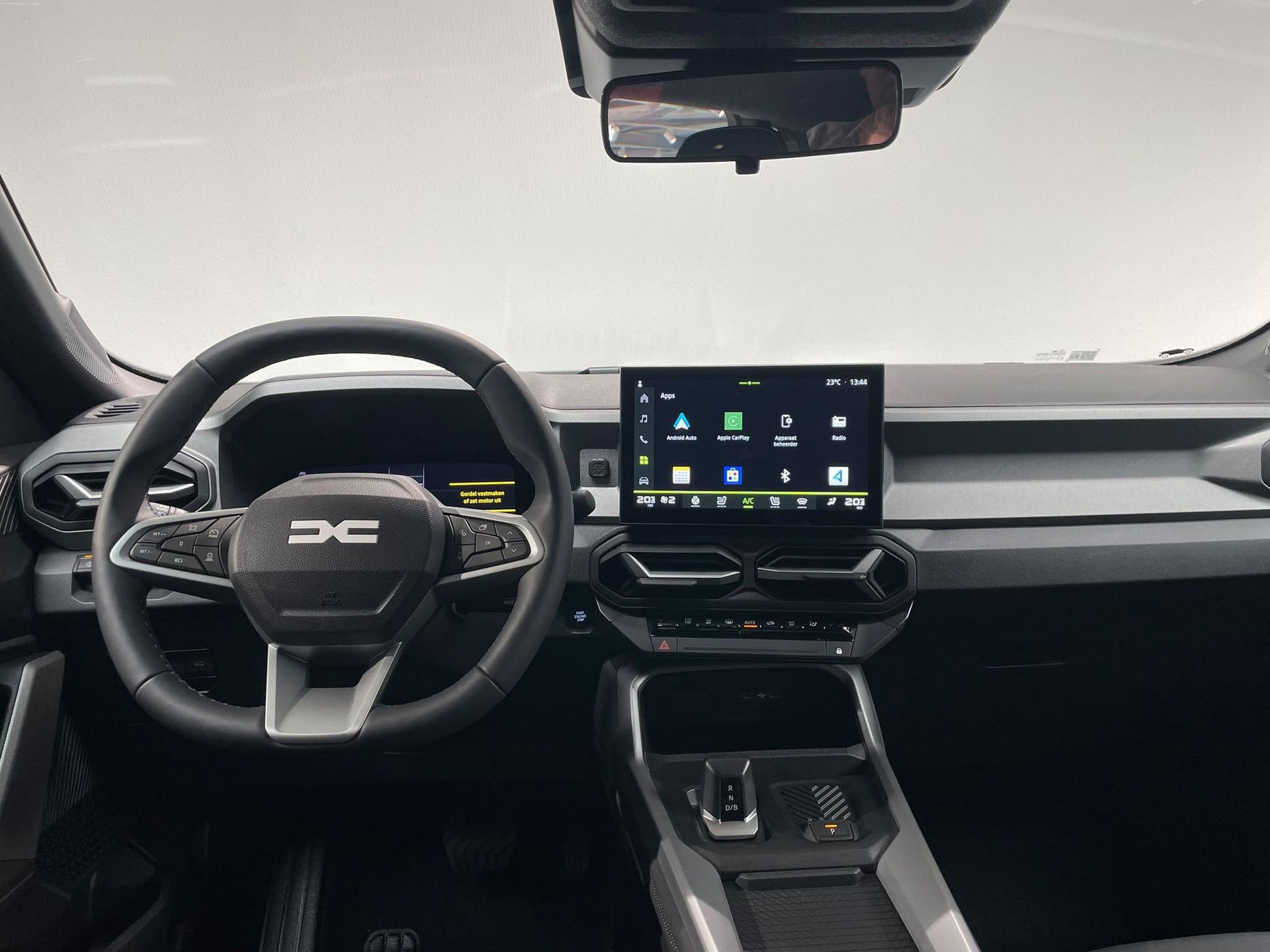Dacia Bigster met kenteken KNV-05-L – interieur