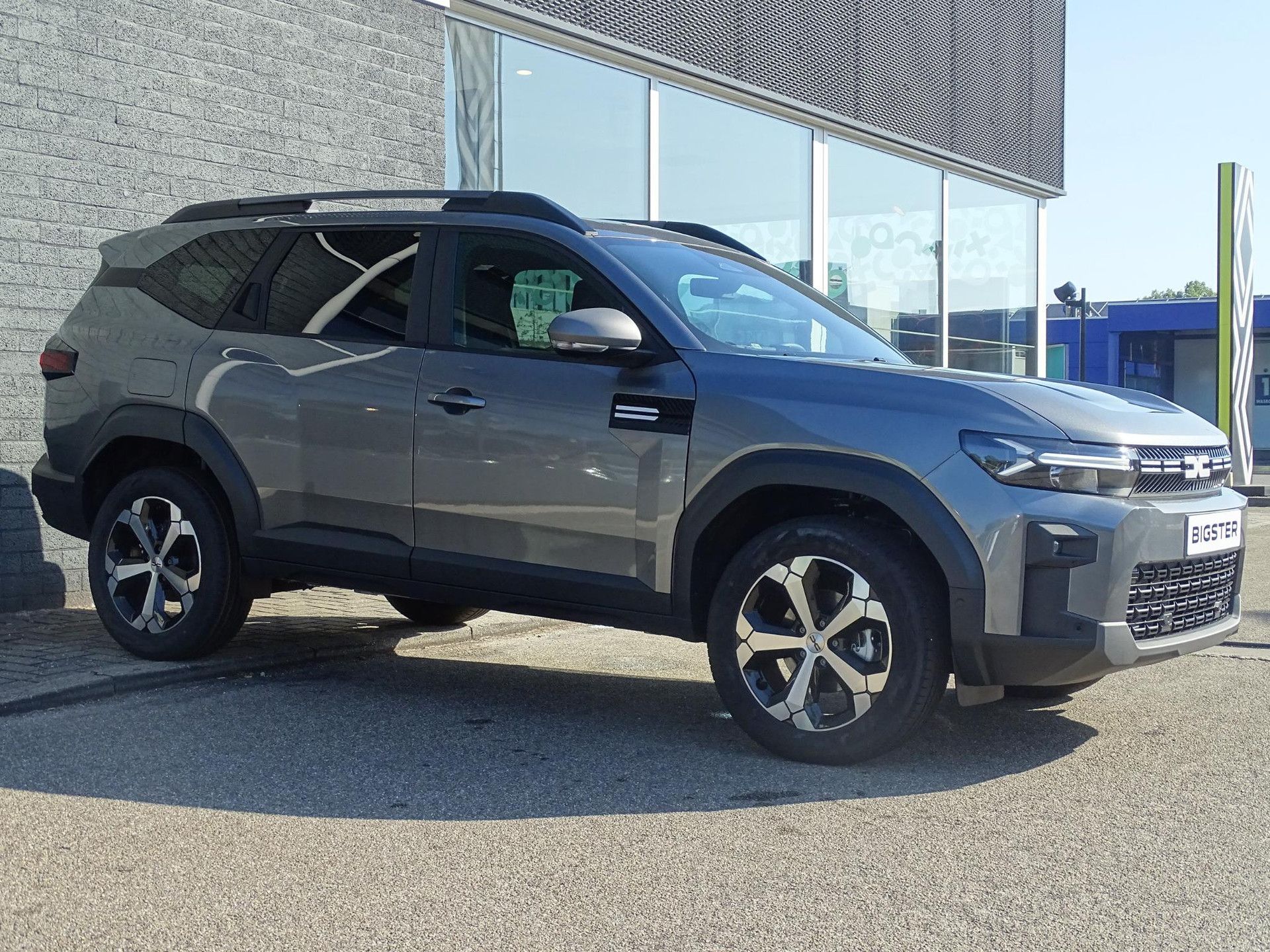 Dacia Bigster met kenteken KNV-11-L – detailfoto