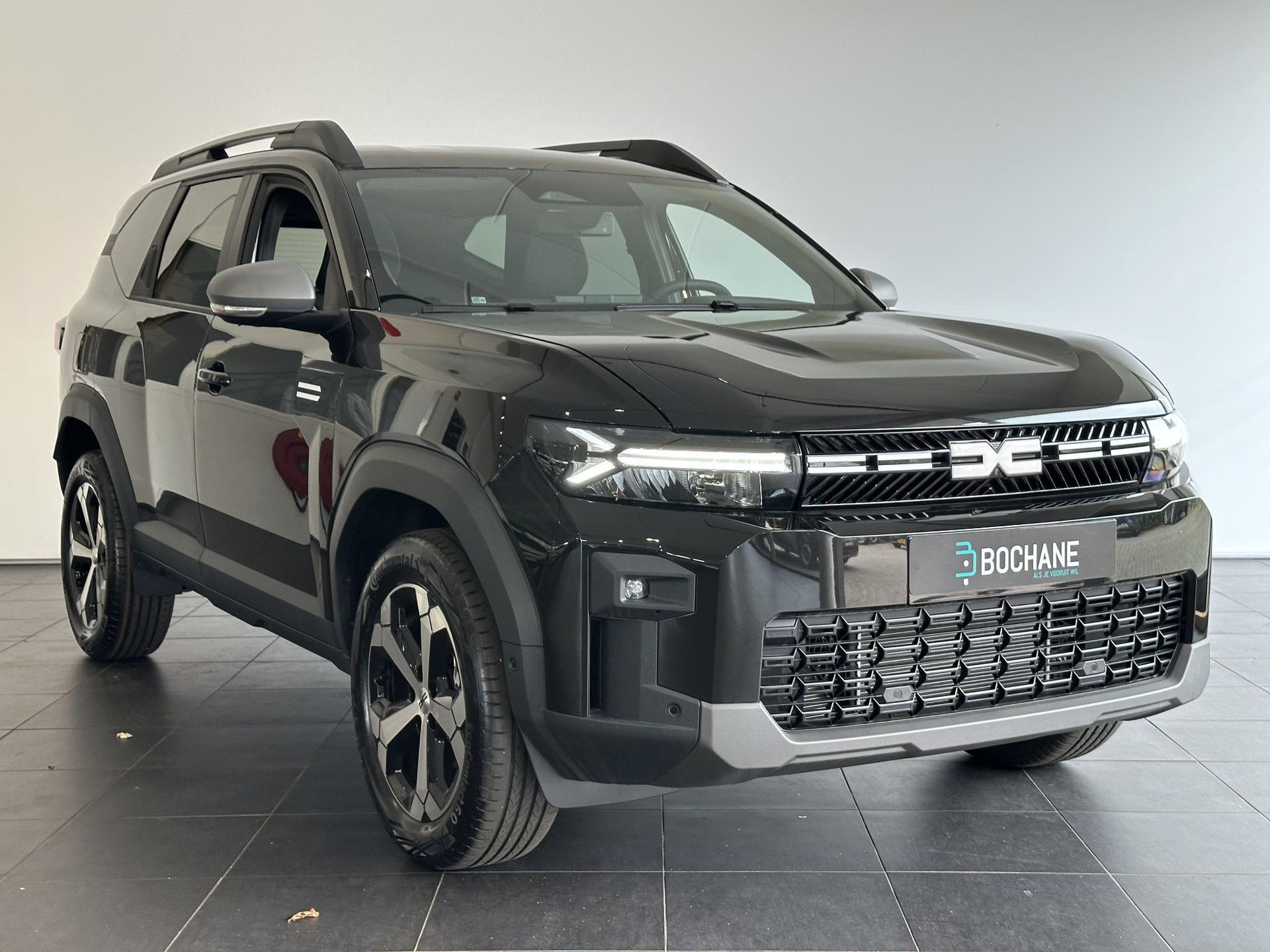 Dacia Bigster met kenteken KNV-33-L – detailfoto