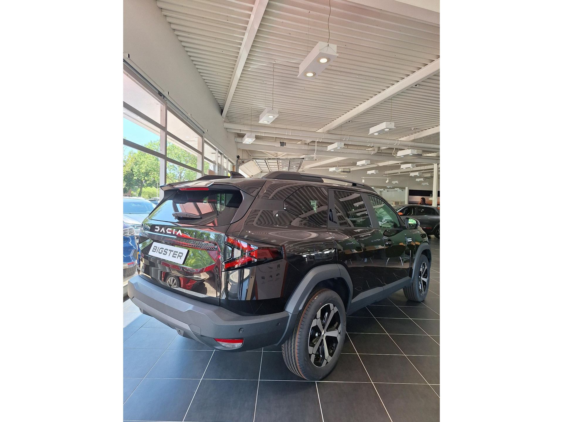 Dacia Bigster met kenteken KNV-37-L – dashboard