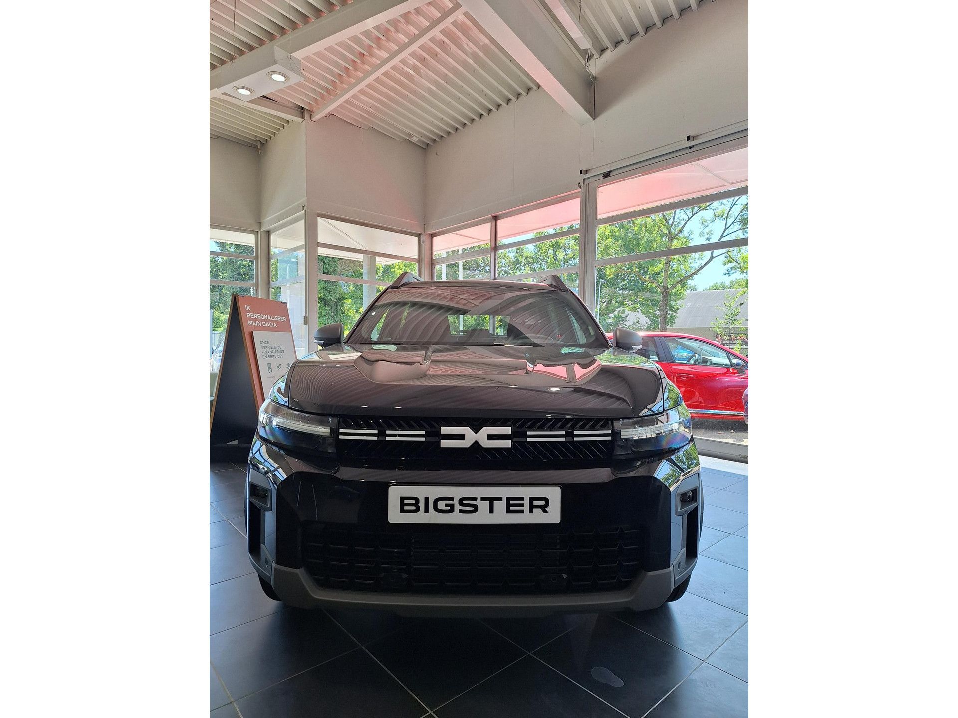Dacia Bigster met kenteken KNV-37-L – detailfoto