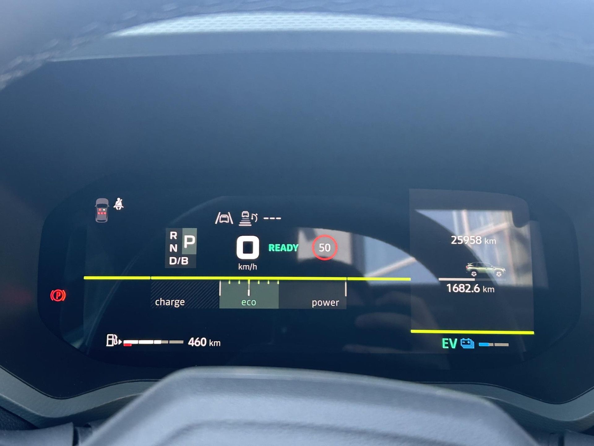 Dacia Bigster met kenteken KPF-17-X – dashboard