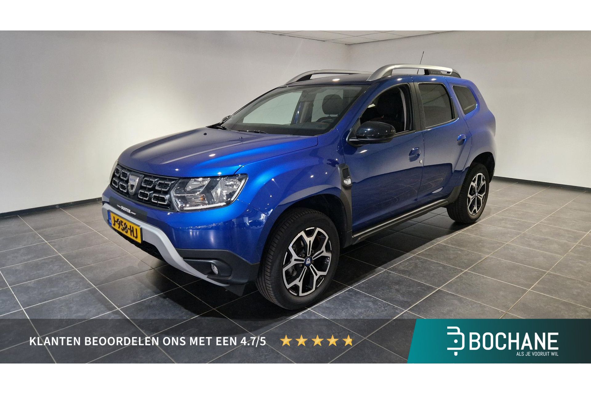 Dacia Duster met kenteken J-958-HJ – vooraanzicht