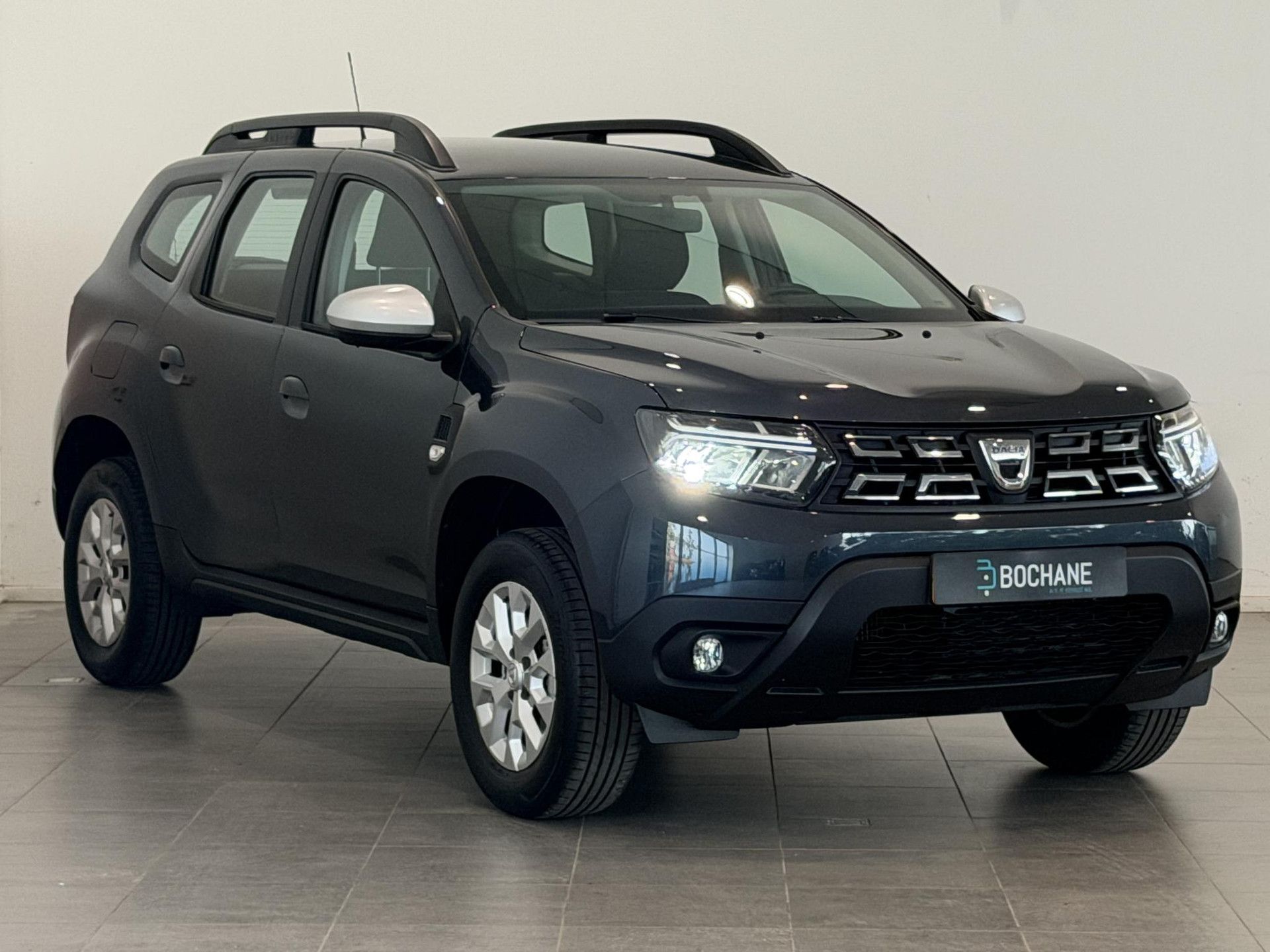 Dacia Duster met kenteken R-134-PX – detailfoto