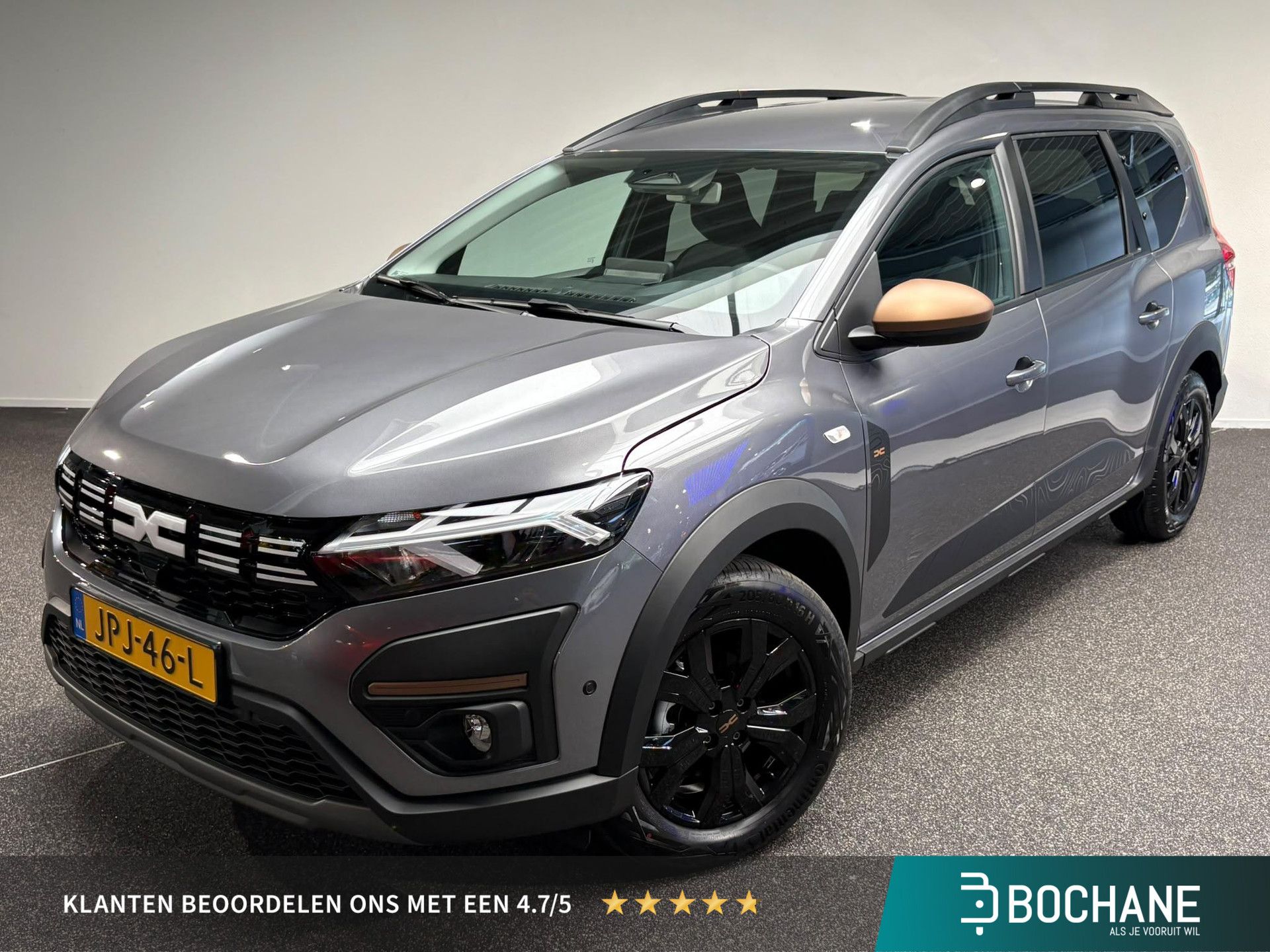Dacia Jogger met kenteken JPJ-46-L – vooraanzicht