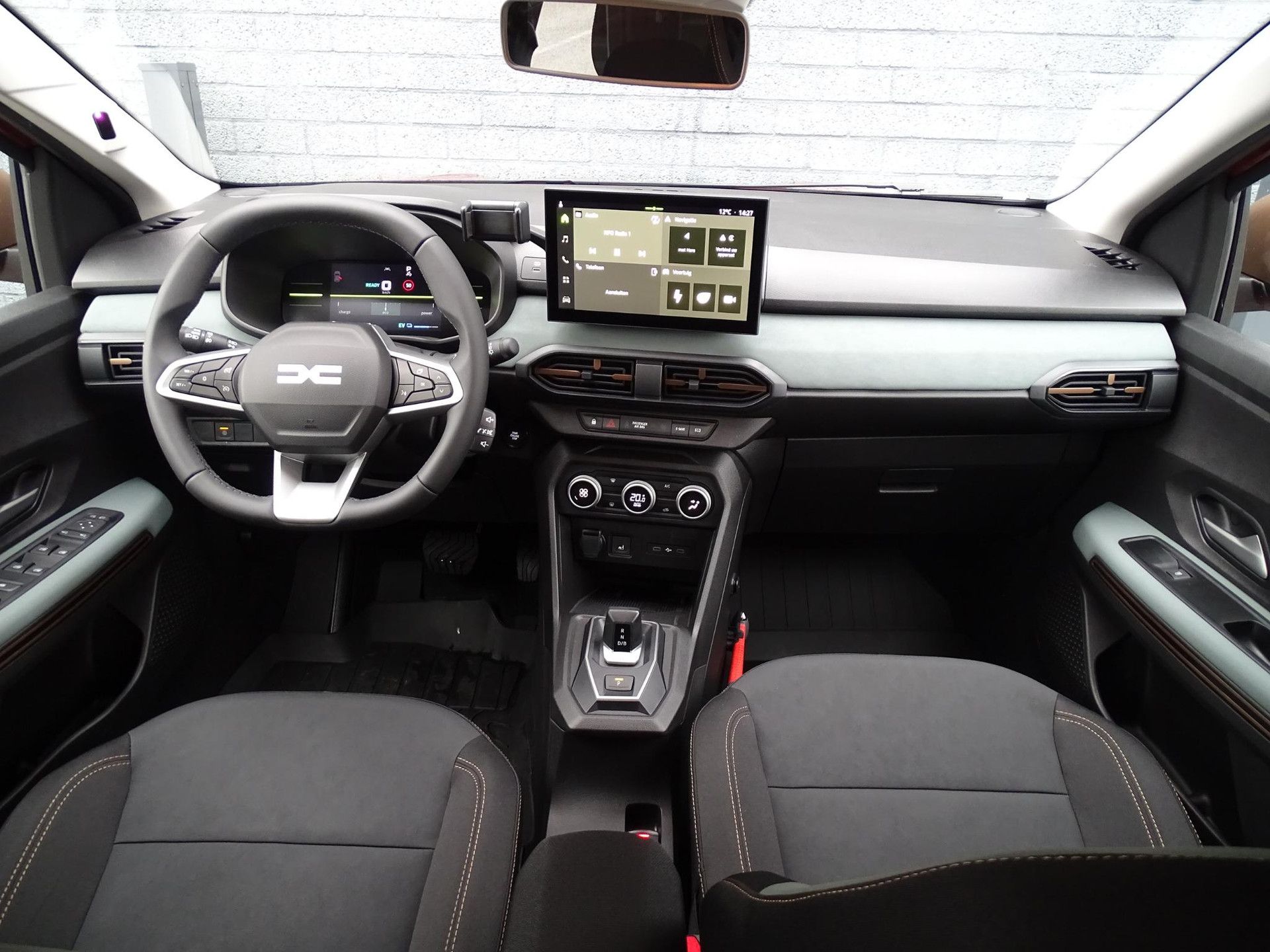 Dacia Jogger met kenteken JVR-58-K – interieur