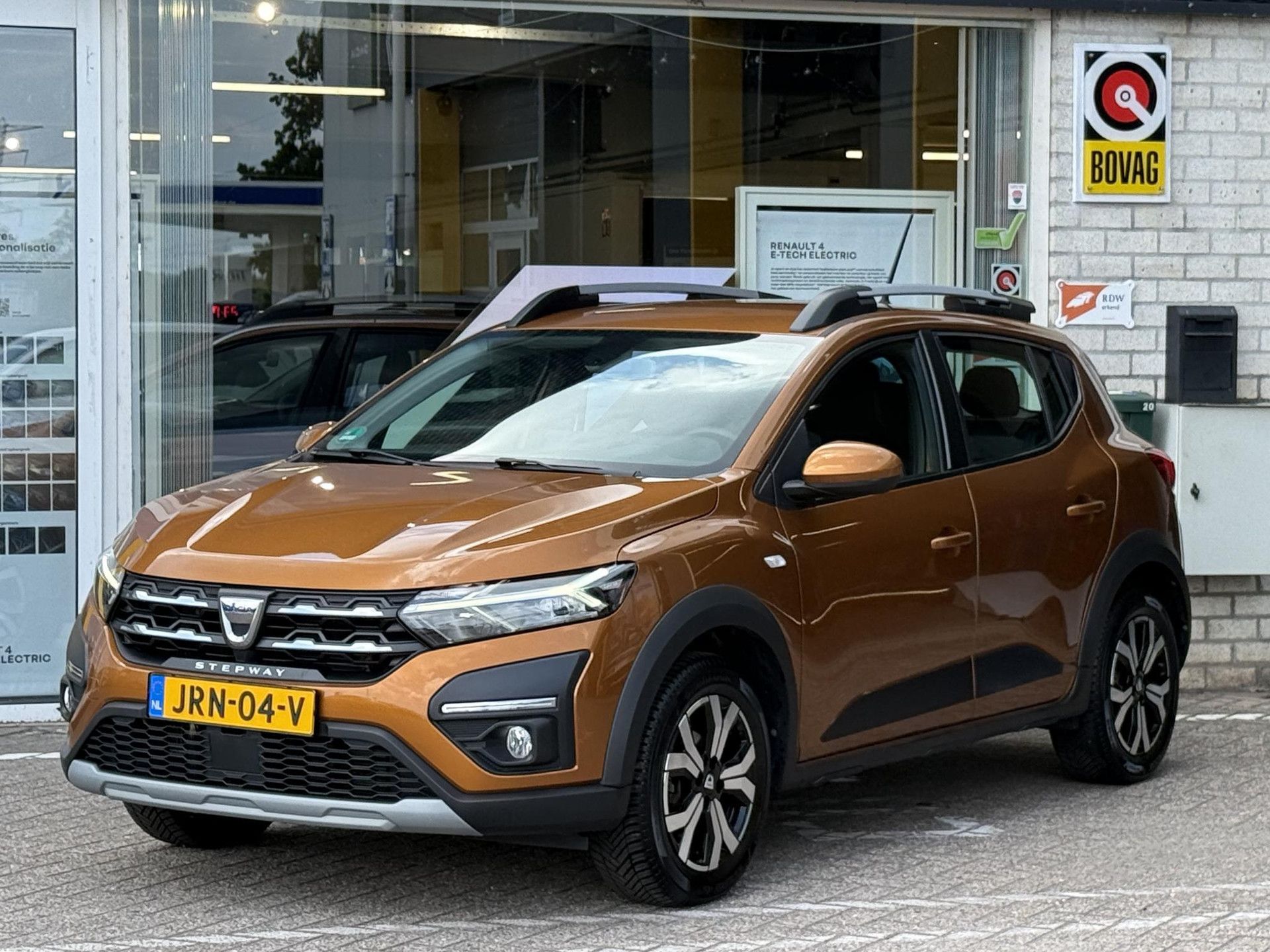 Dacia Sandero met kenteken JRN-04-V – detailfoto