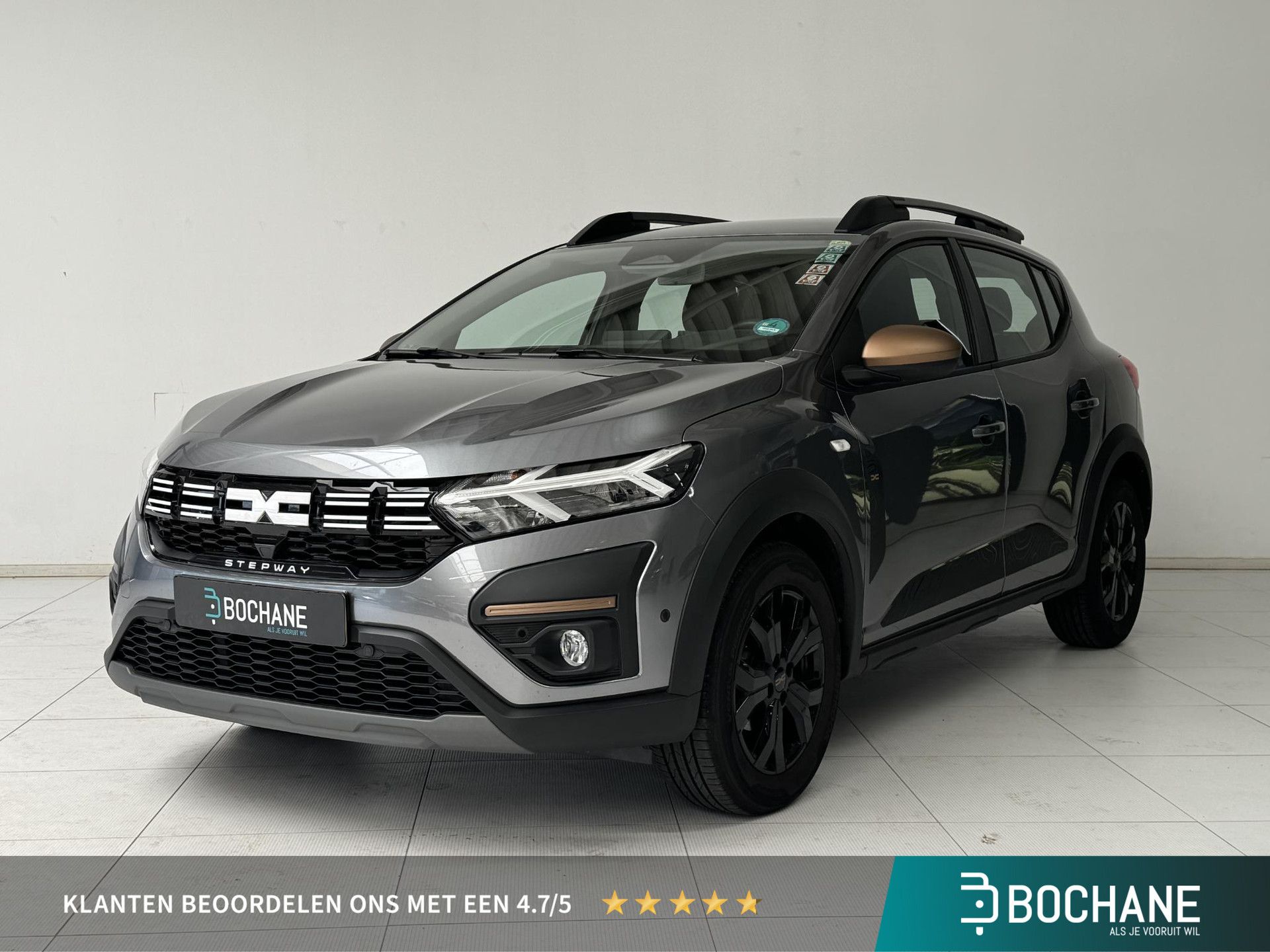 Dacia SanderoStepway met kenteken GHZ-99-V – vooraanzicht
