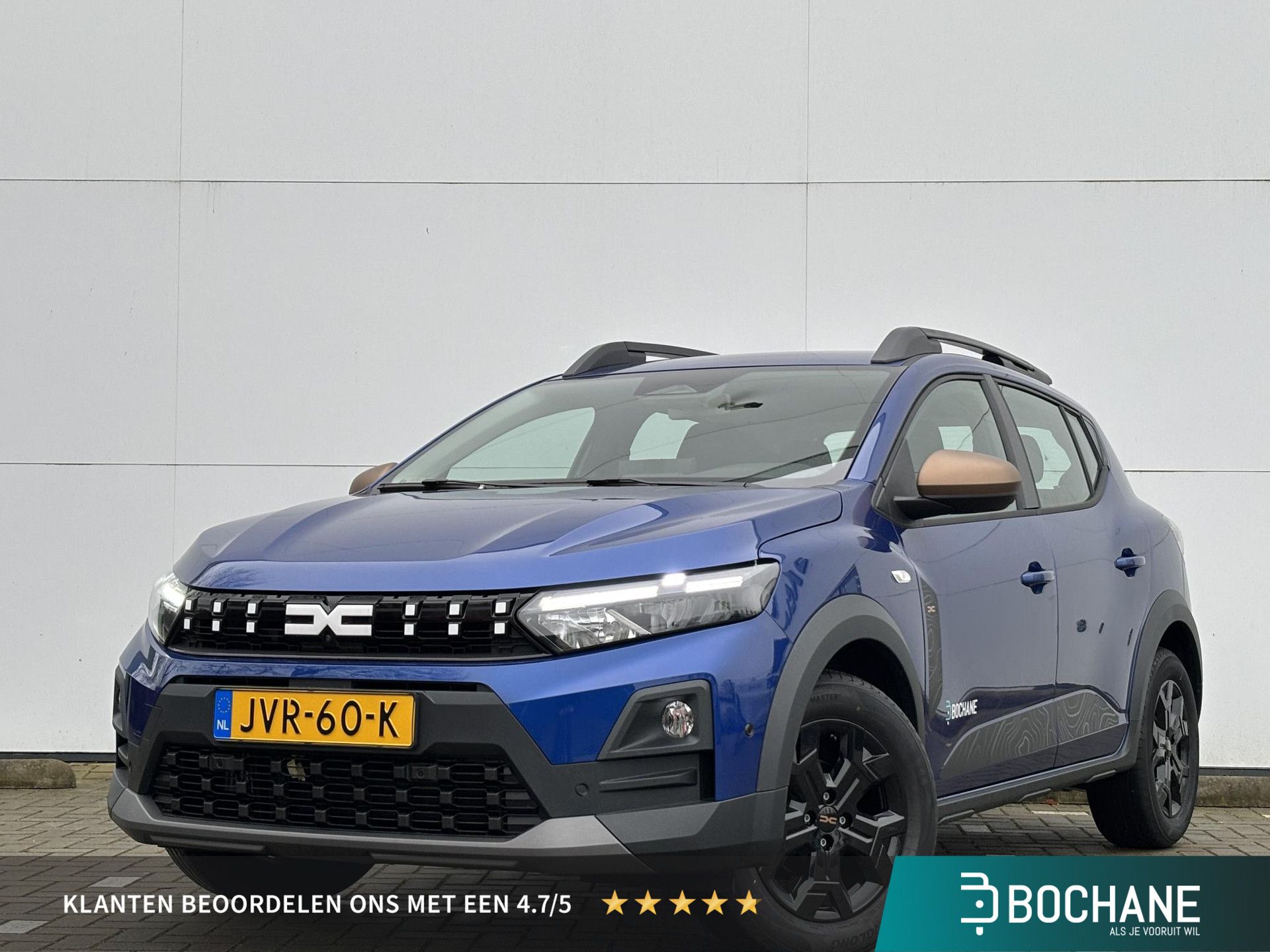 Dacia SanderoStepway met kenteken JVR-60-K – vooraanzicht