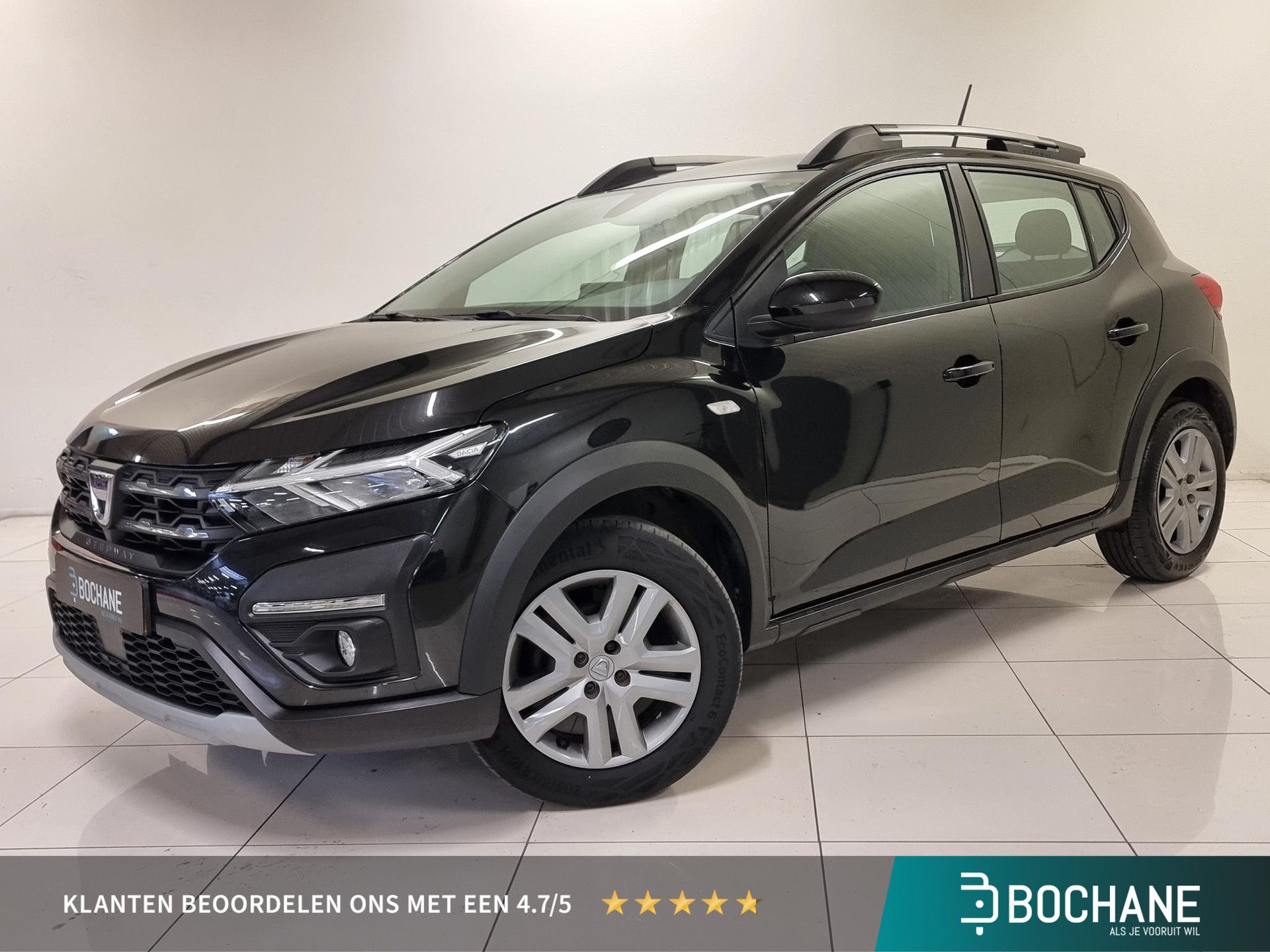 Dacia SanderoStepway met kenteken S-459-RR – vooraanzicht