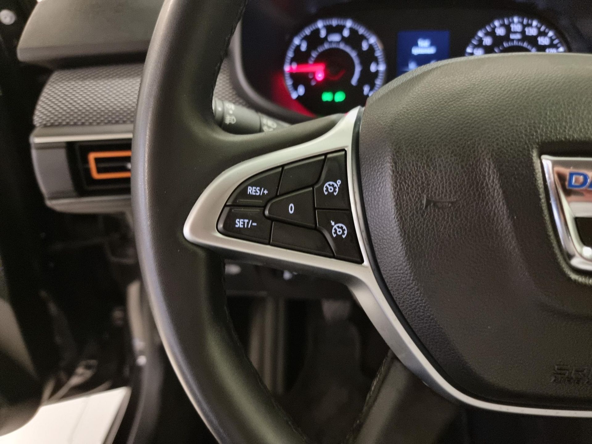 Dacia SanderoStepway met kenteken S-459-RR – interieur