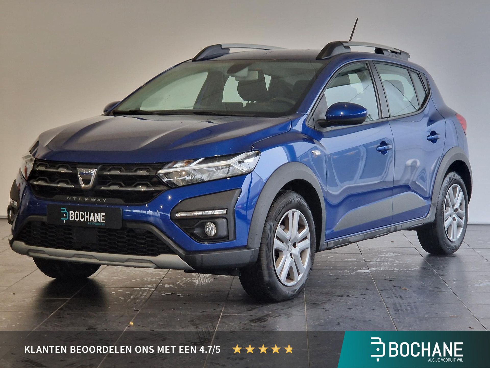 Dacia SanderoStepway met kenteken S-469-RR – vooraanzicht
