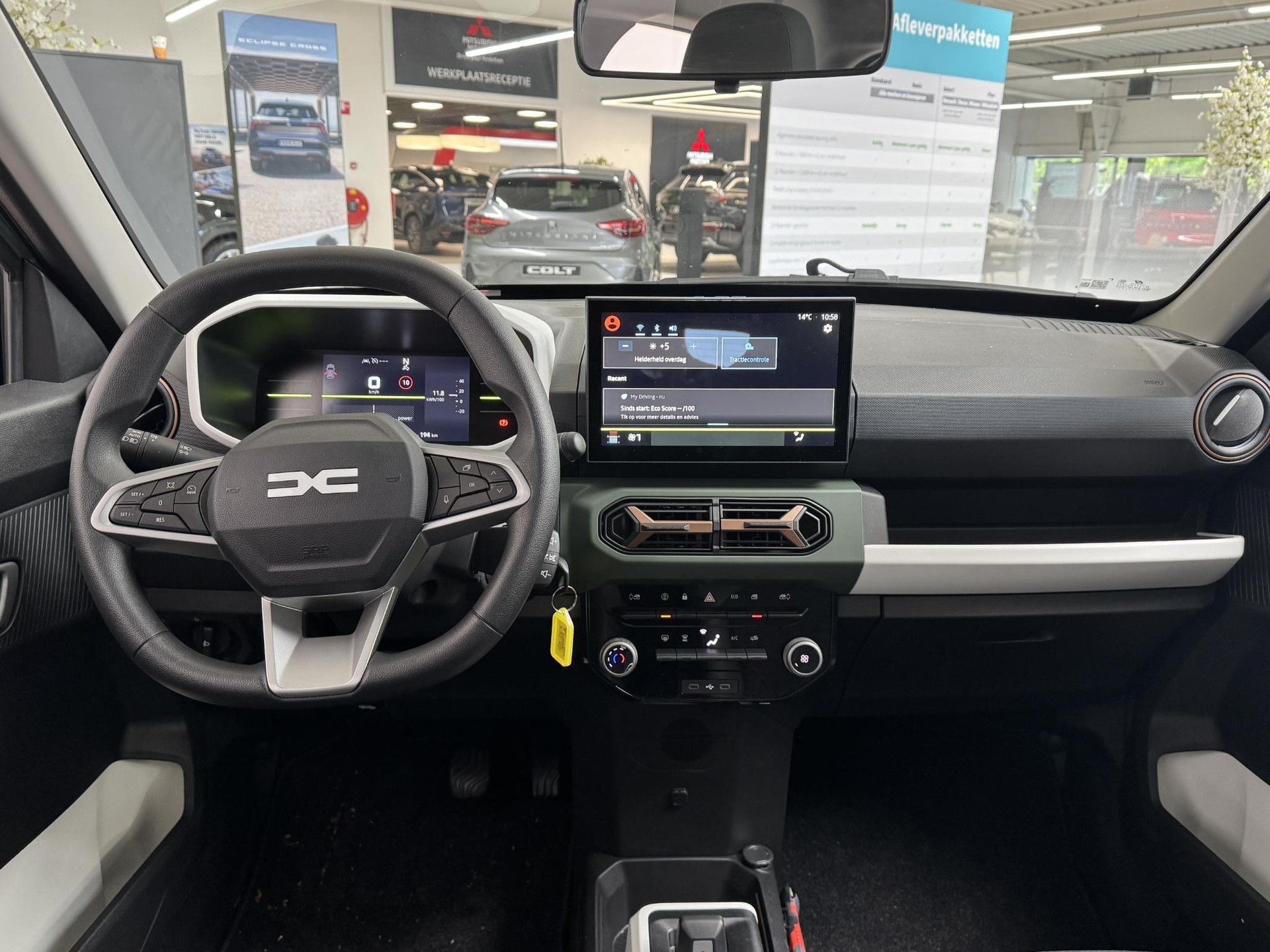 Dacia Spring met kenteken KDX-74-X – interieur